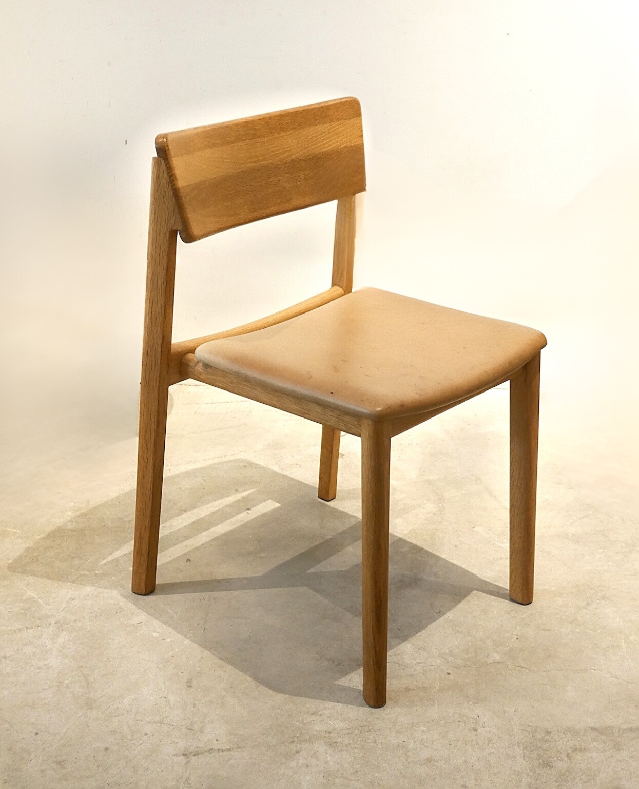 Dining Chair 47