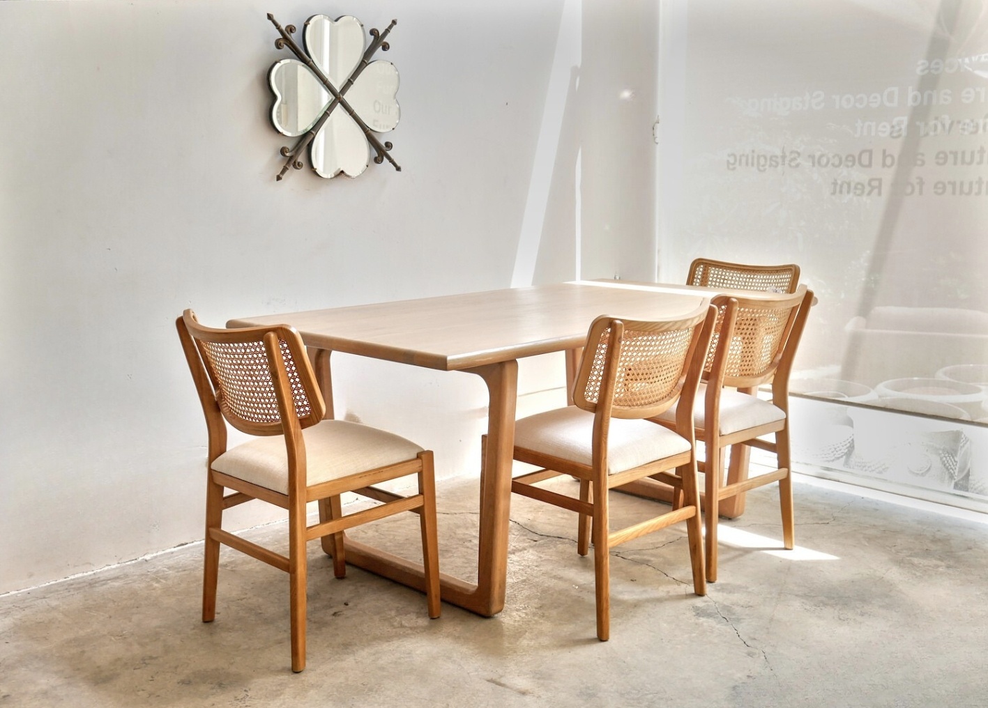 Dining Table 112