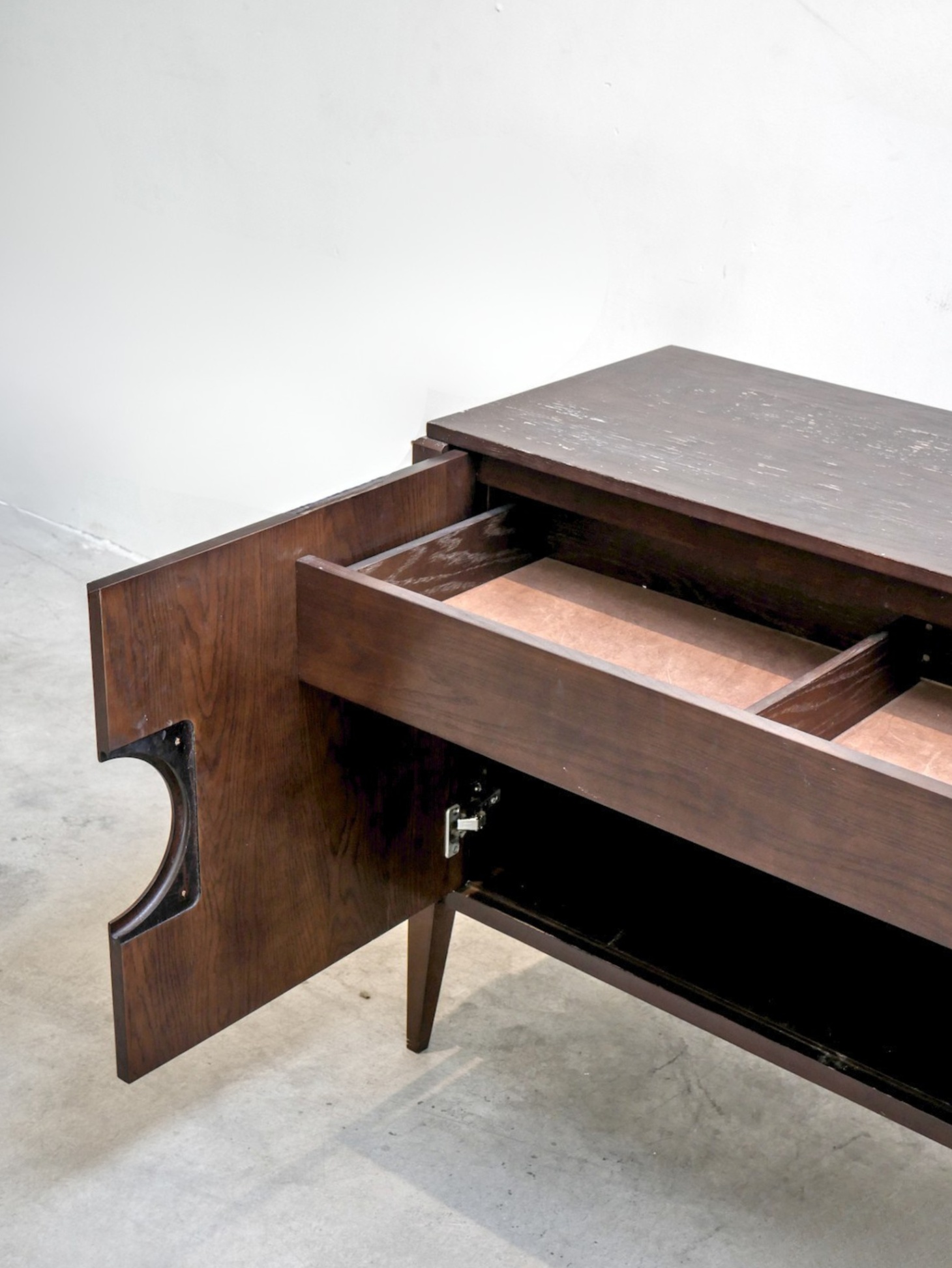 TV Cabinet 46