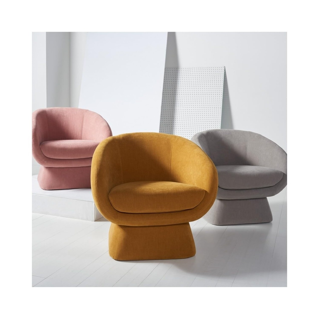 Barrel chair