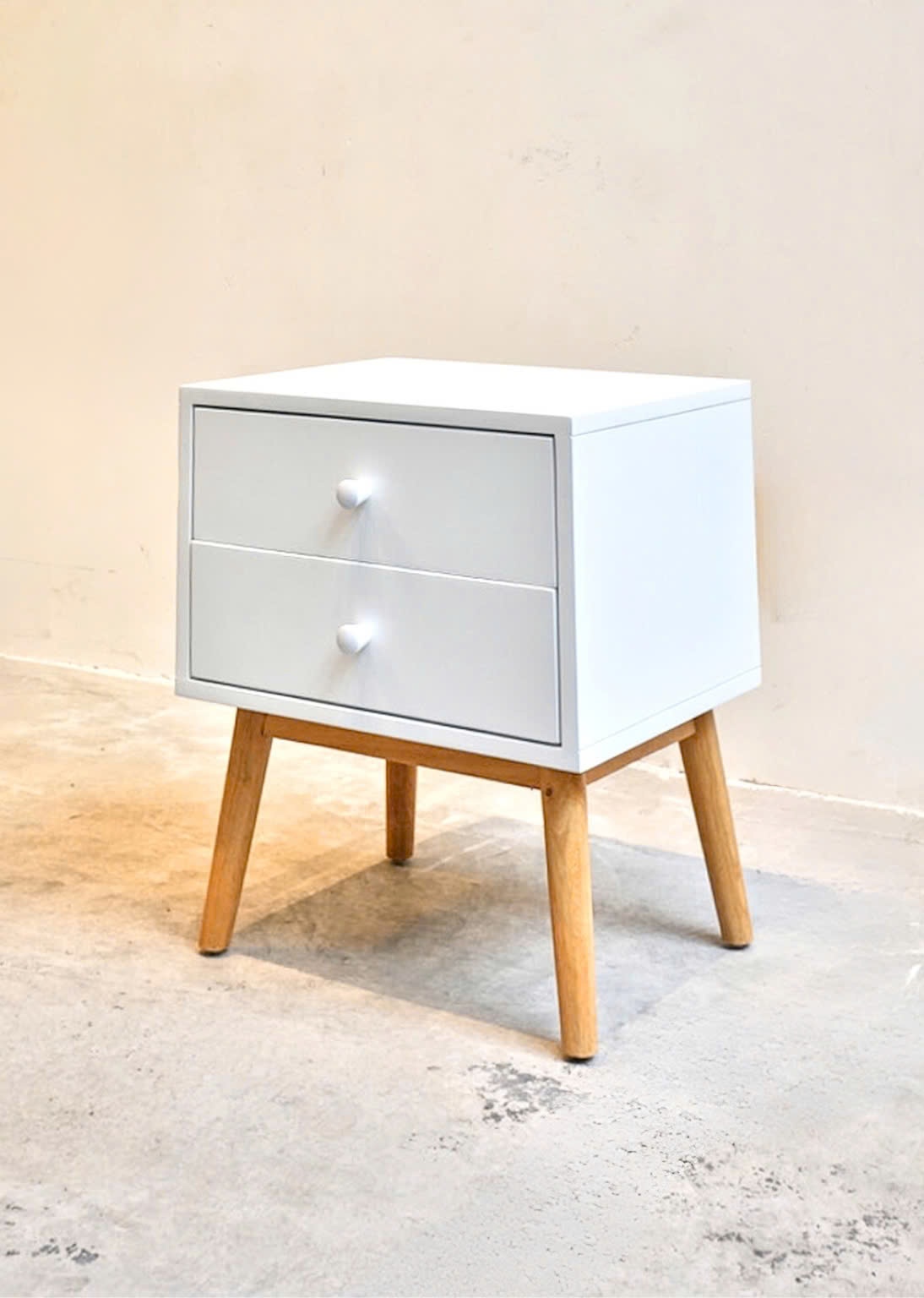 Bedside Table 53