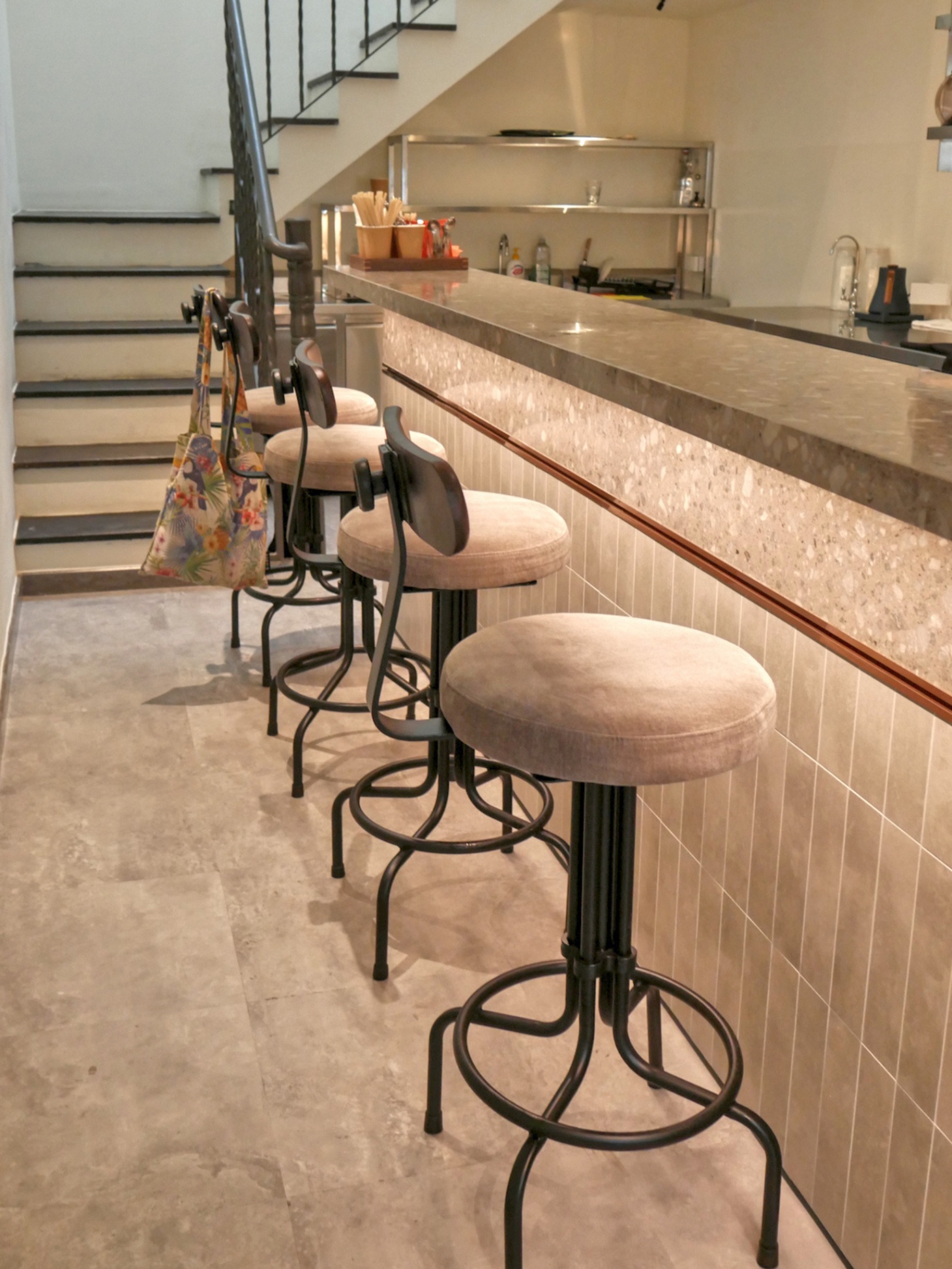 Ghế Bar Swivellable 17