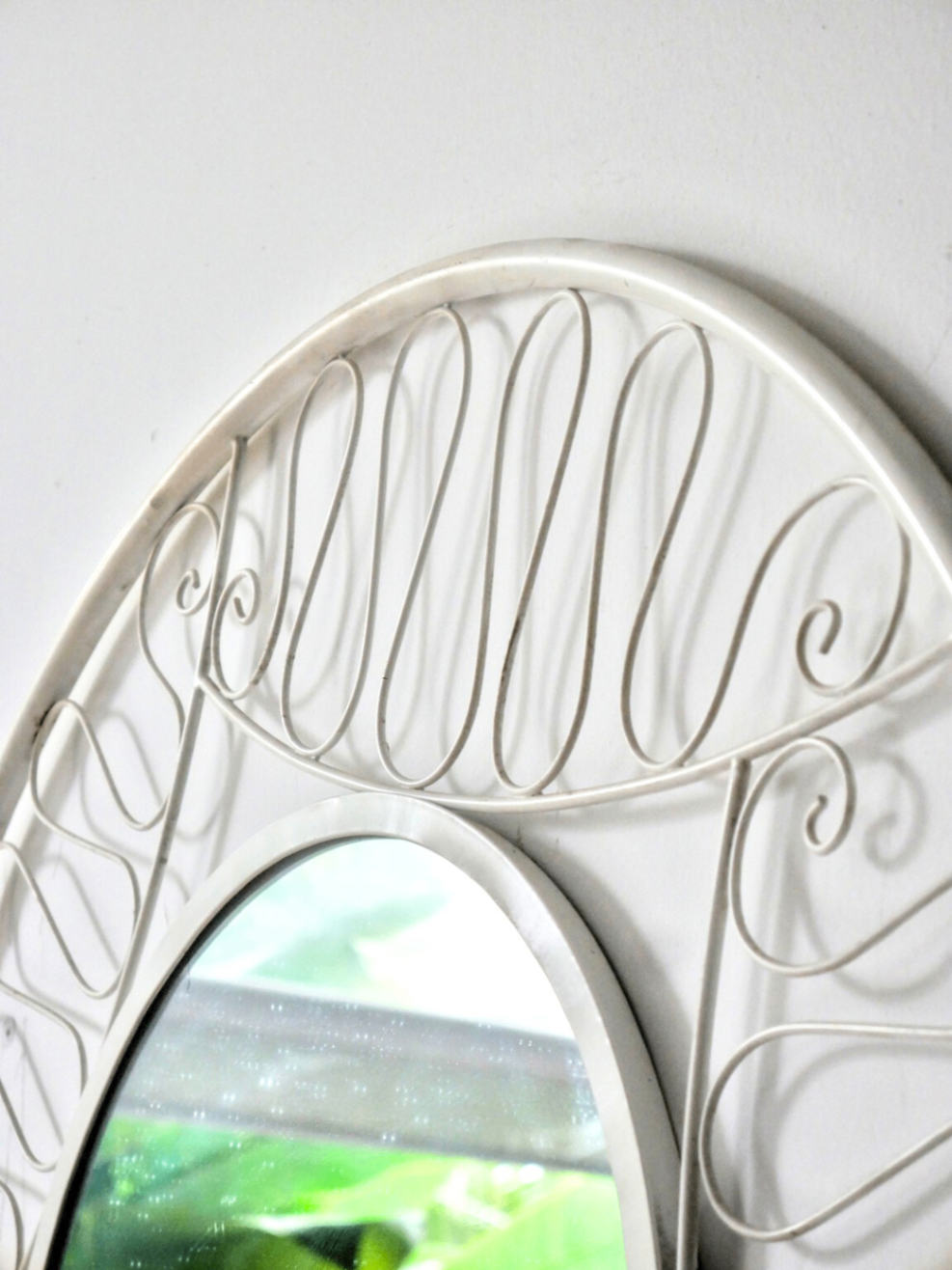 Hanging mirror 37