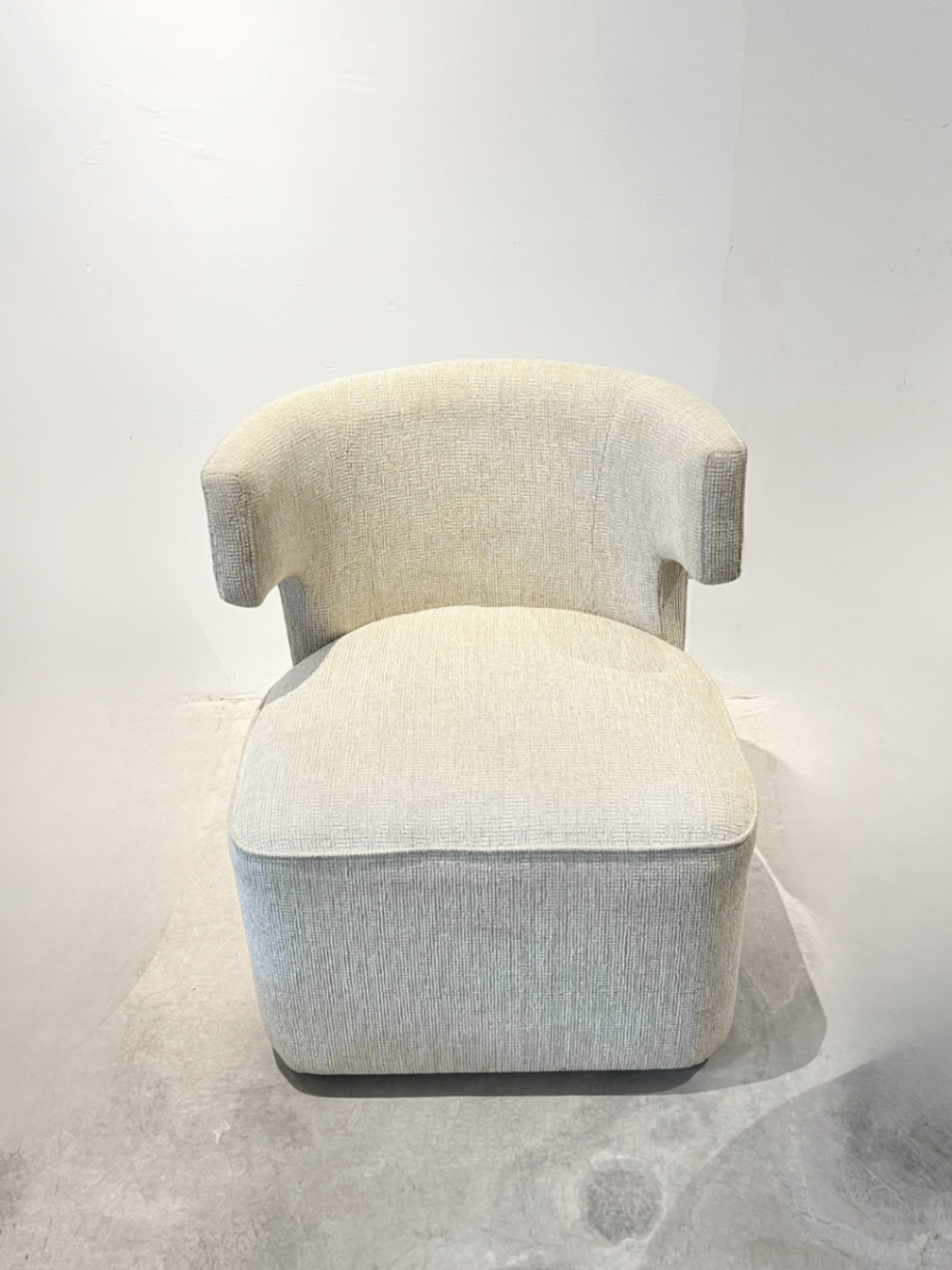 Swivel Armchair 76