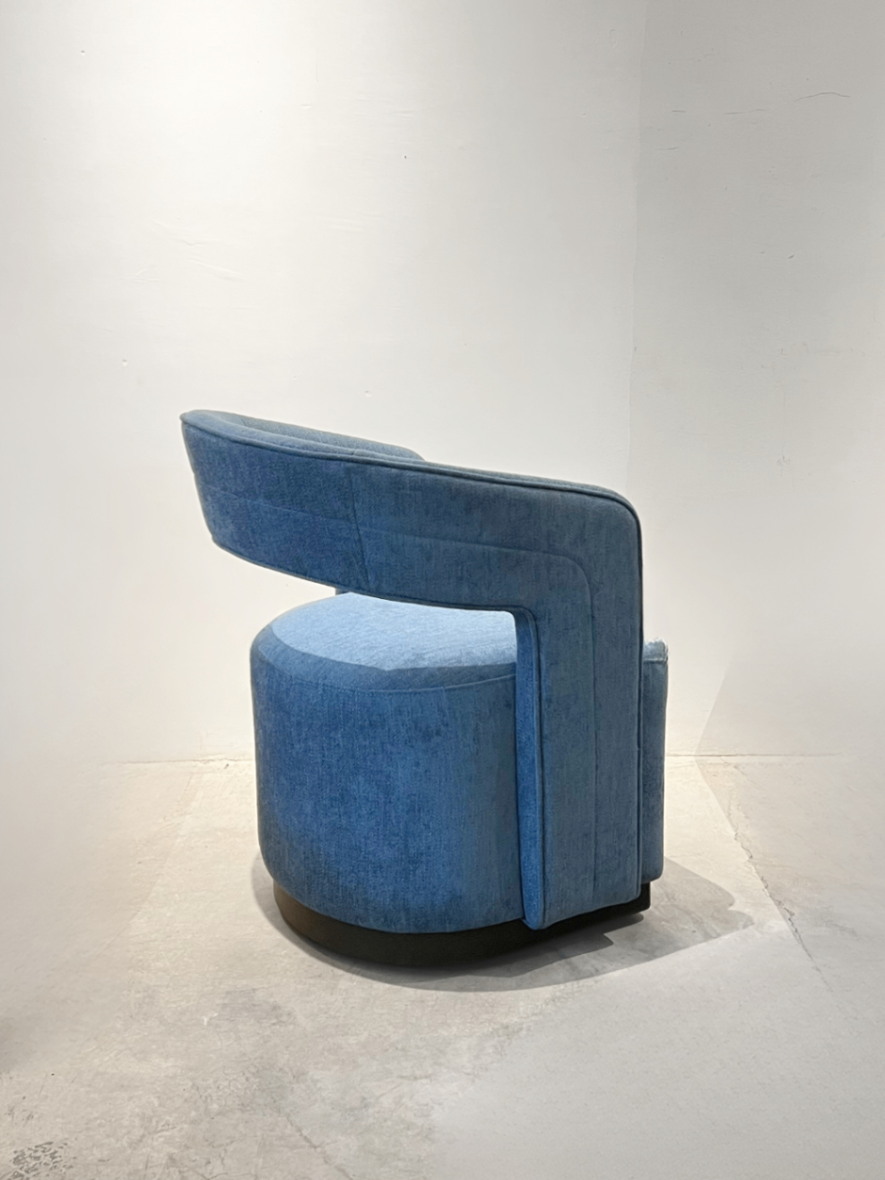 Swivel Armchair 78
