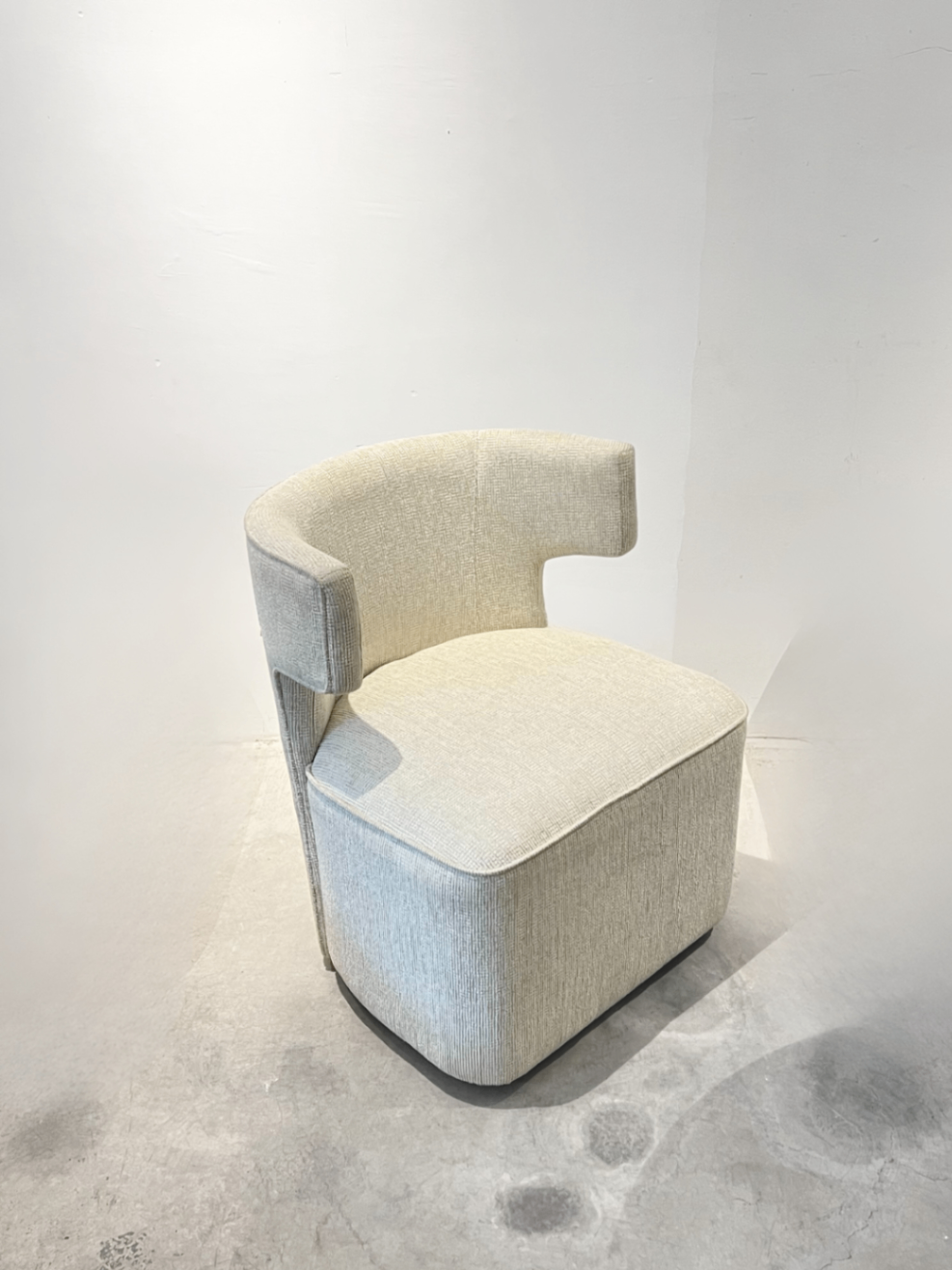 Swivel Armchair 76
