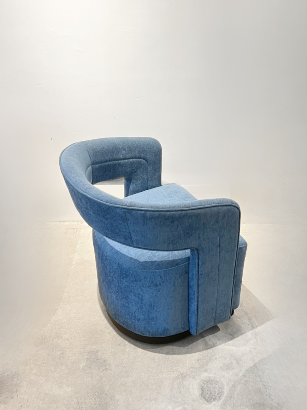 Swivel Armchair 78