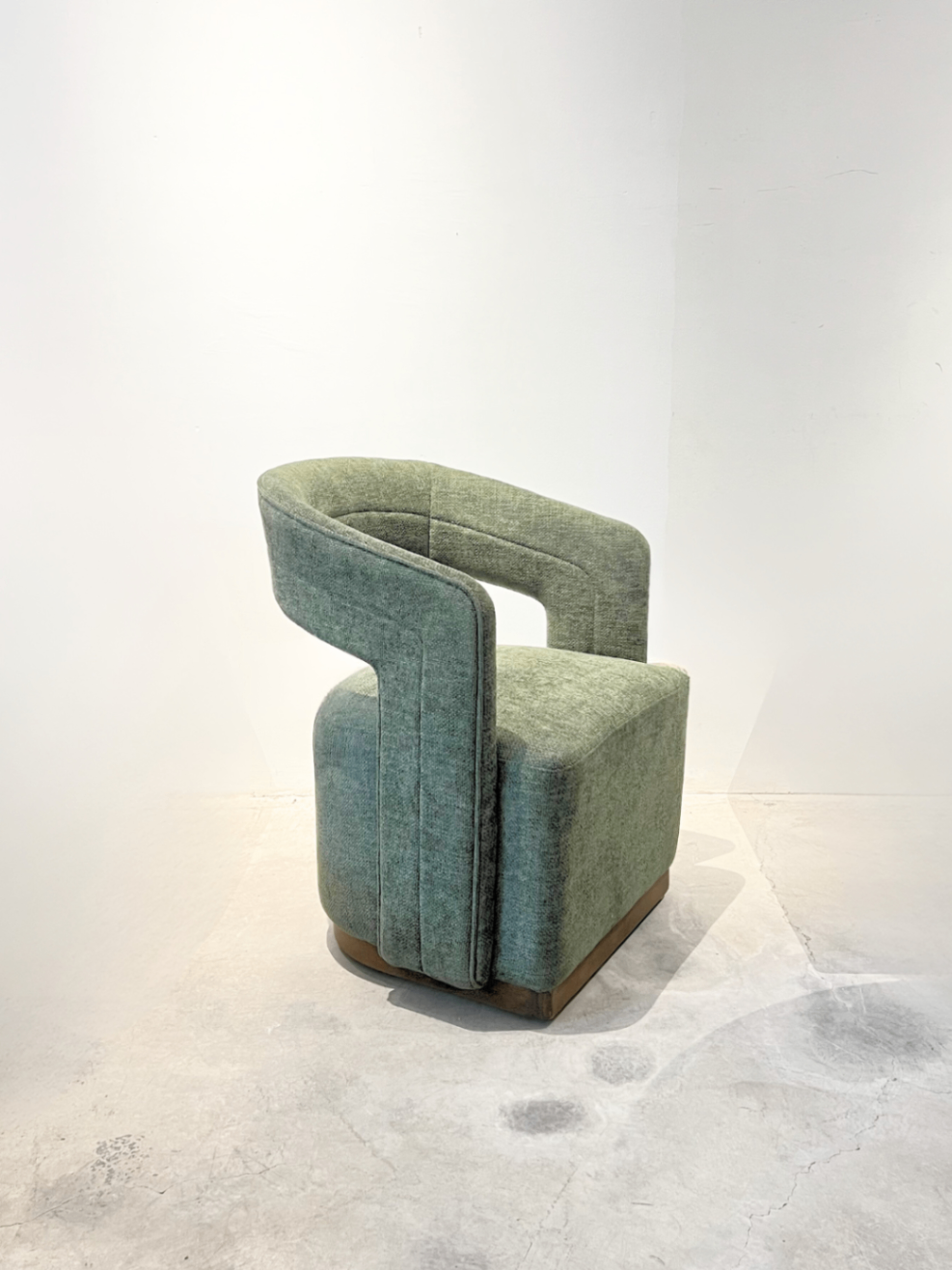 Swivel Armchair 78