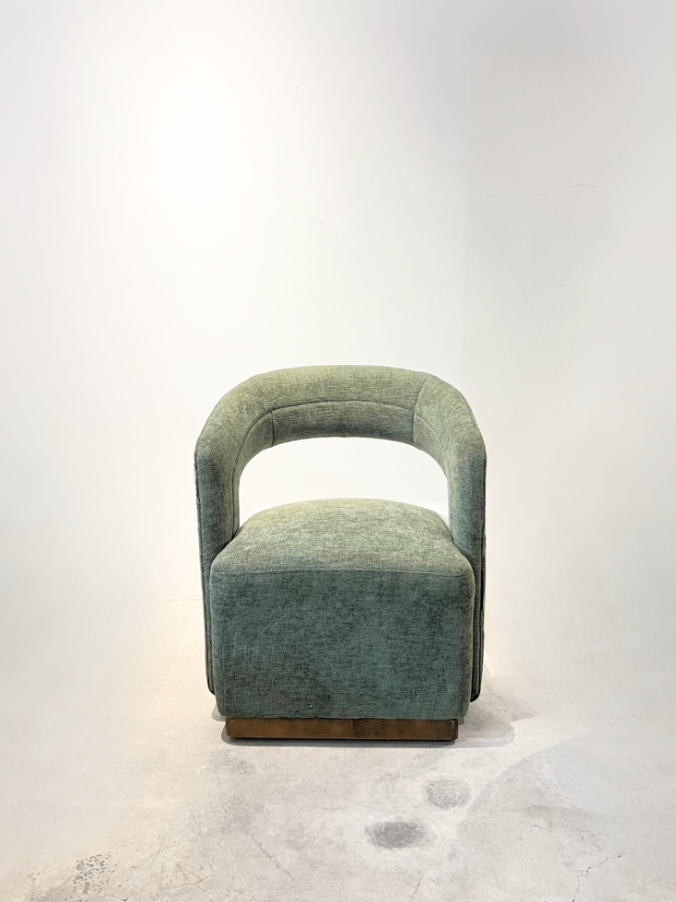 Swivel Armchair 78