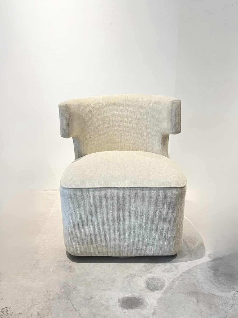Swivel Armchair 76