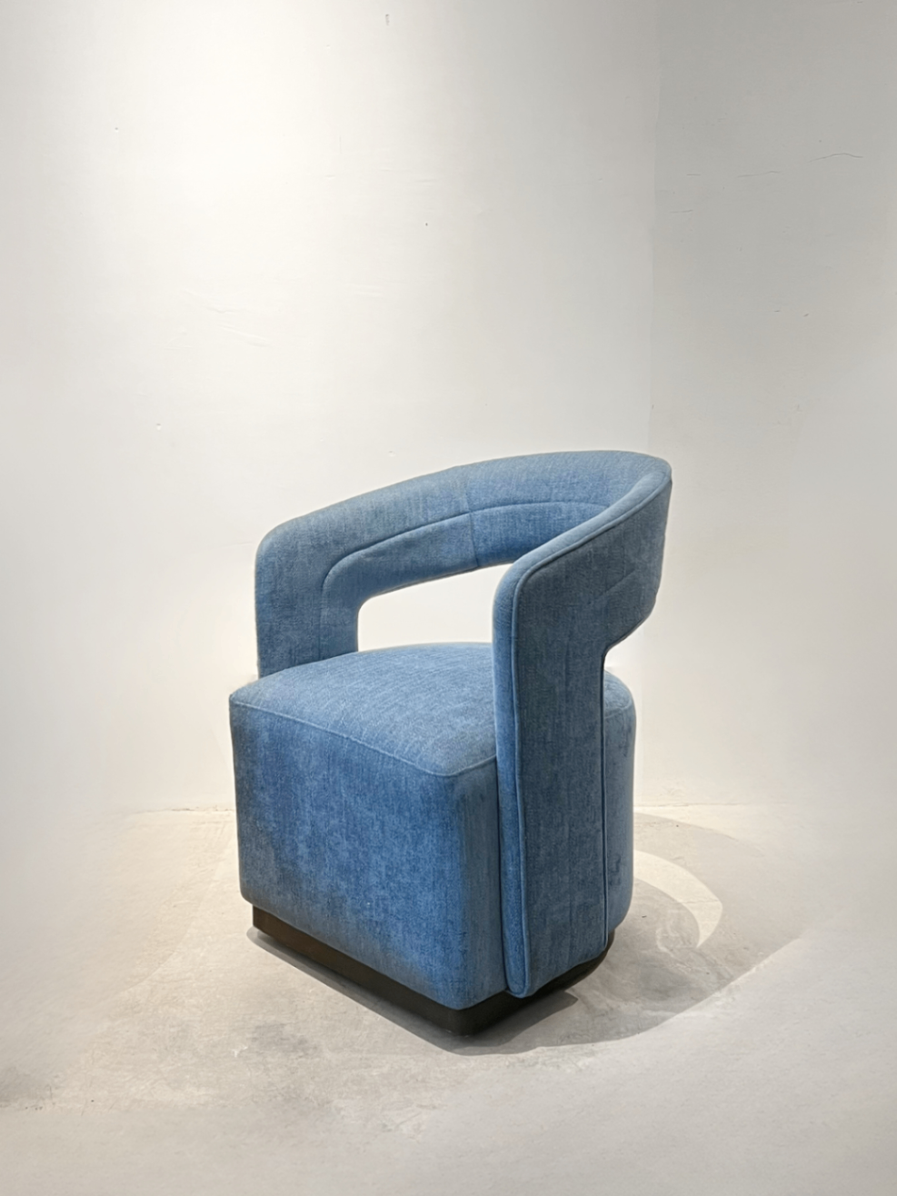 Swivel Armchair 78