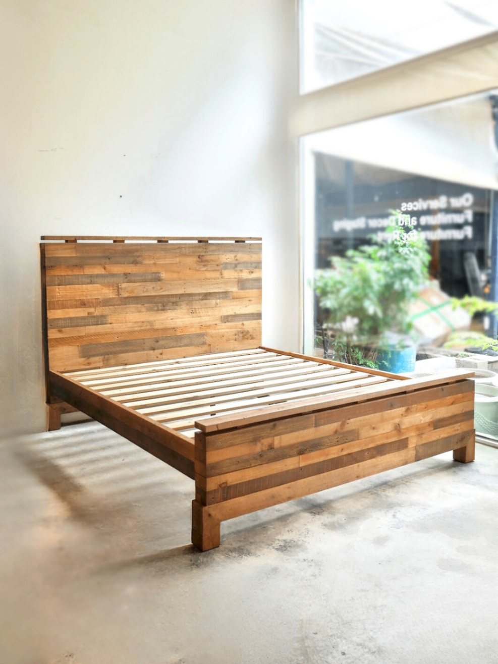 Tioga King Bed 180cm