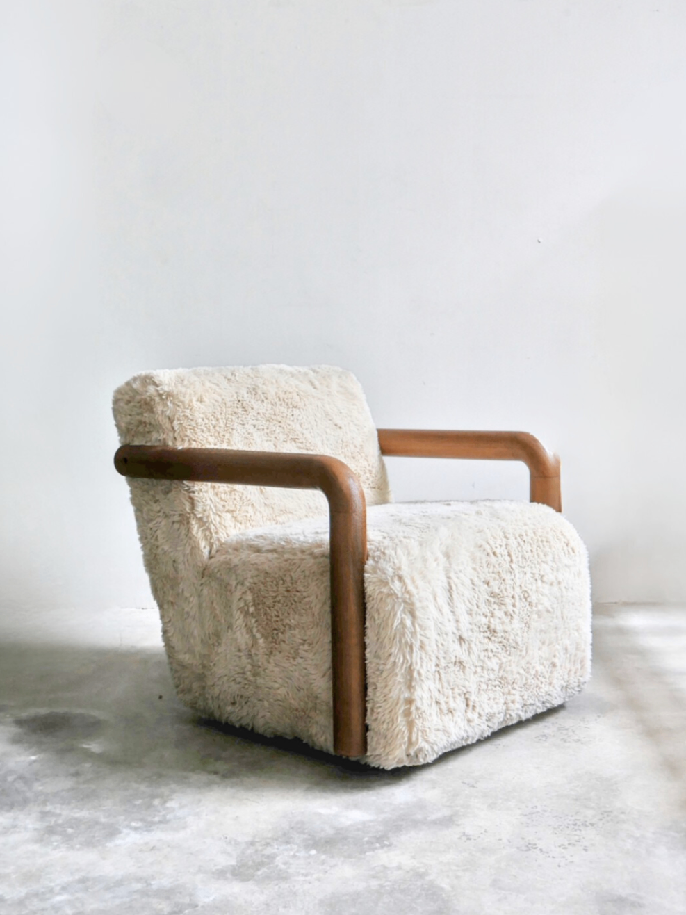 Swivel Armchair 92