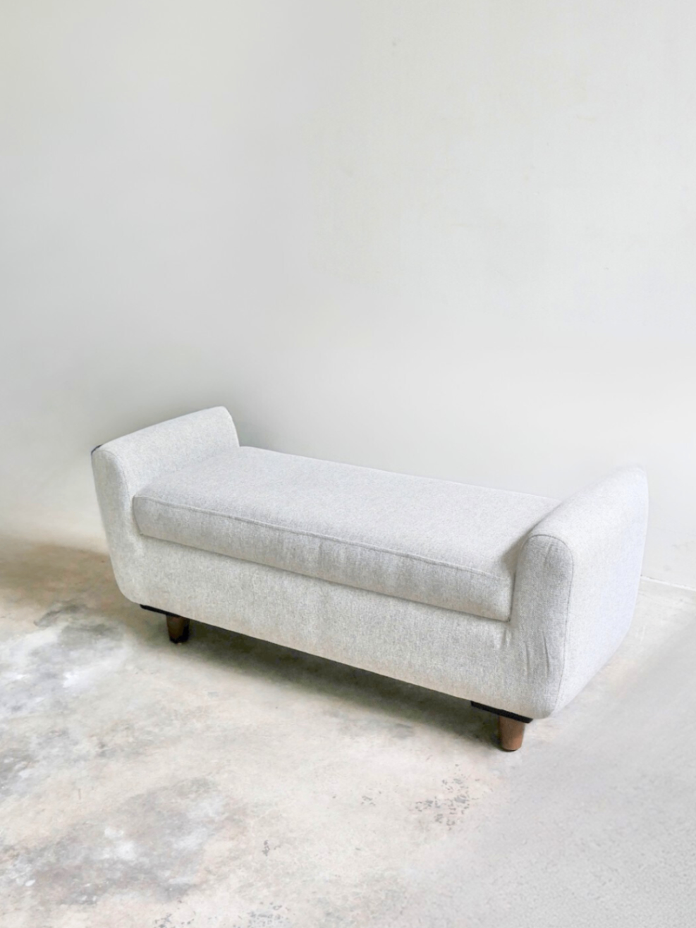 Bench 33