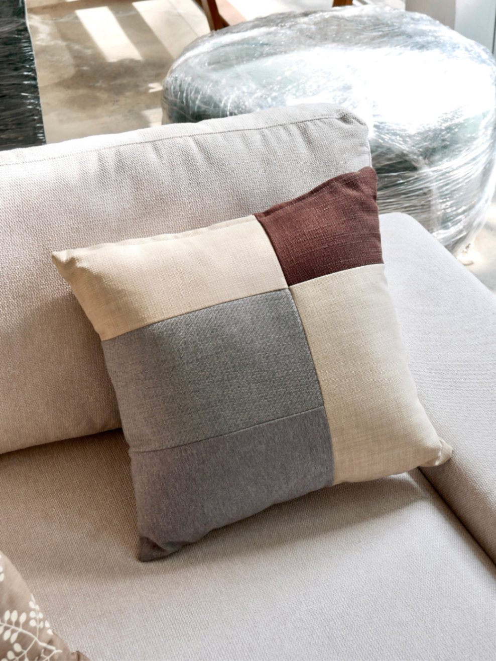 Pillow 14