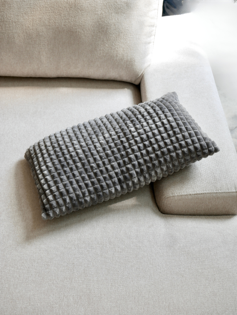 Pillow 18