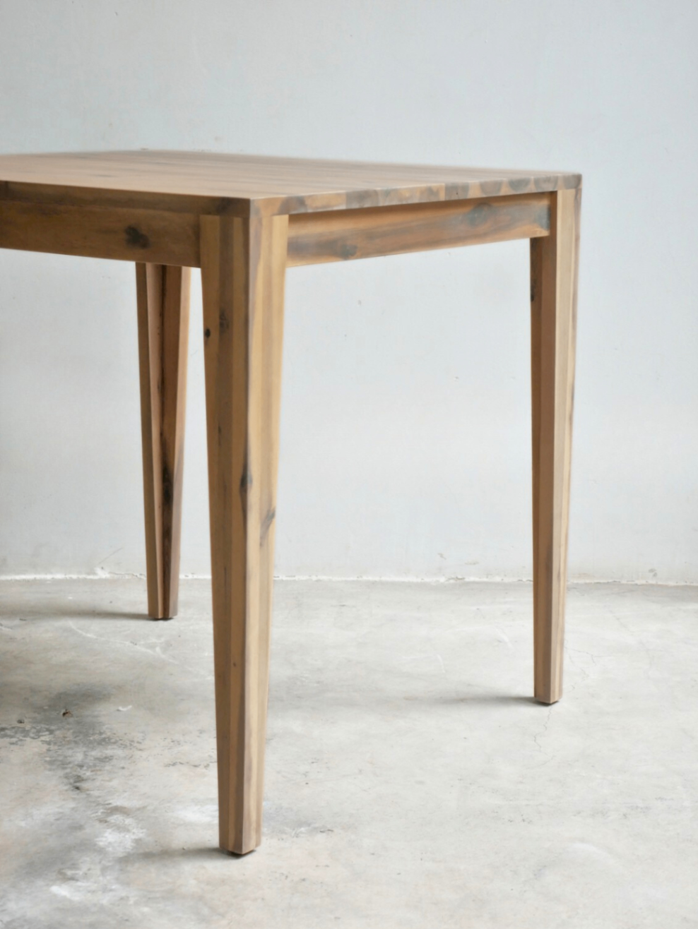 Dining Table 124