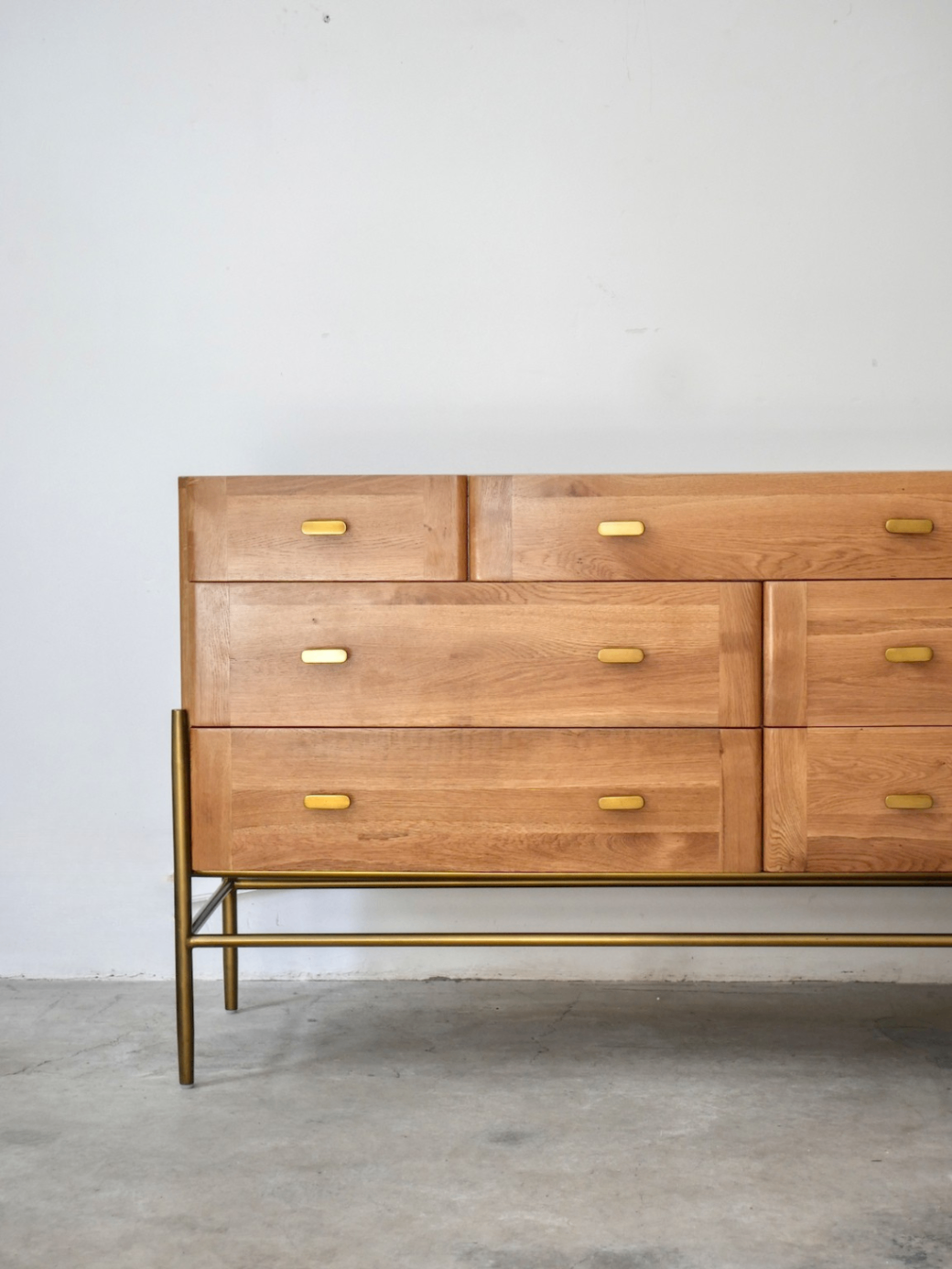 Dresser 7 drawers