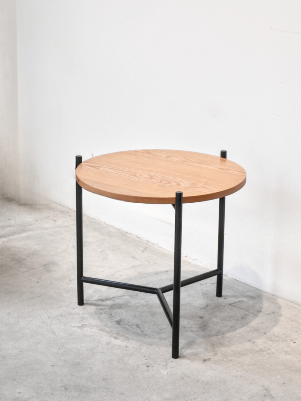 Corner Table 45