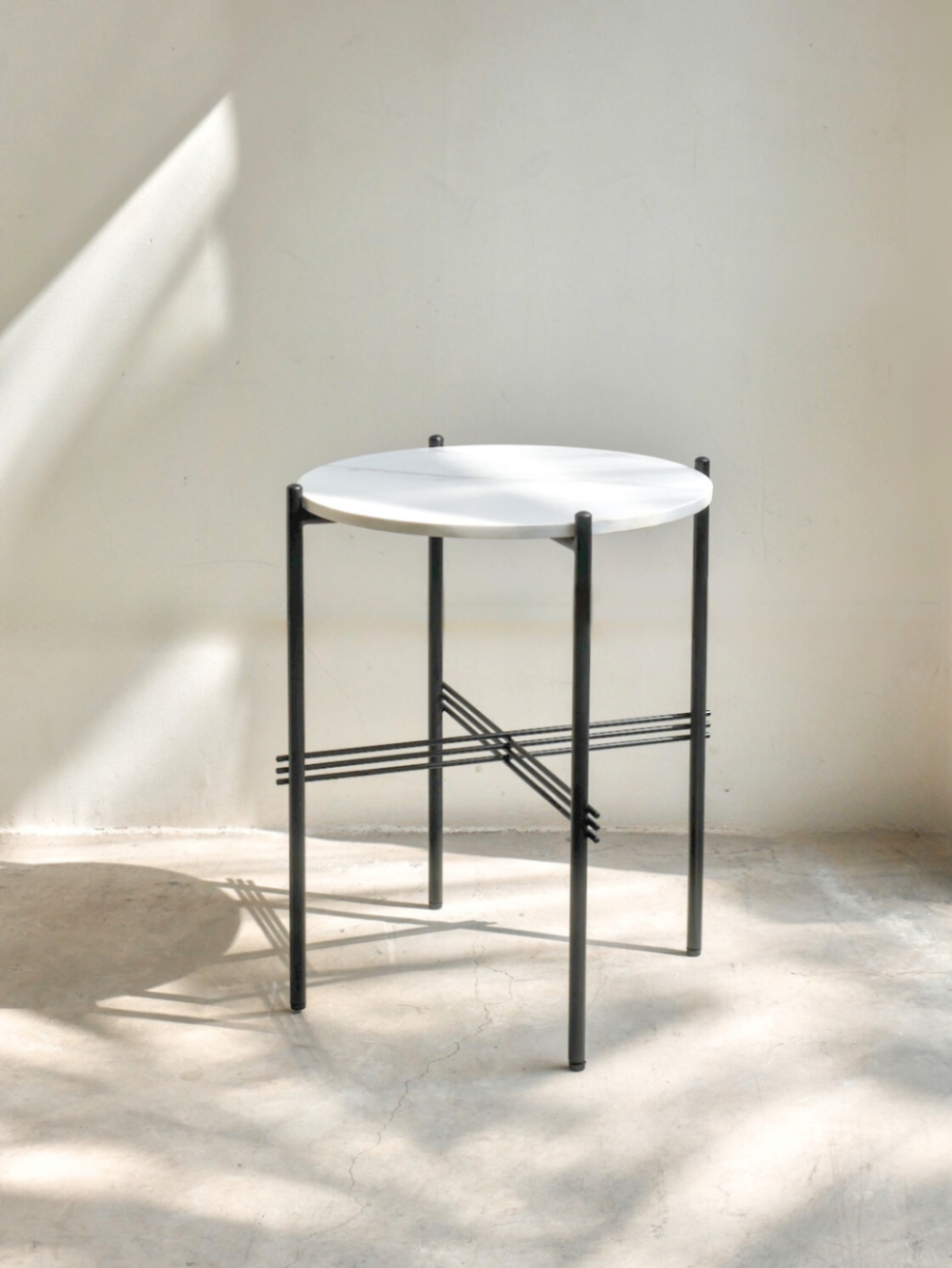 Corner Table 44