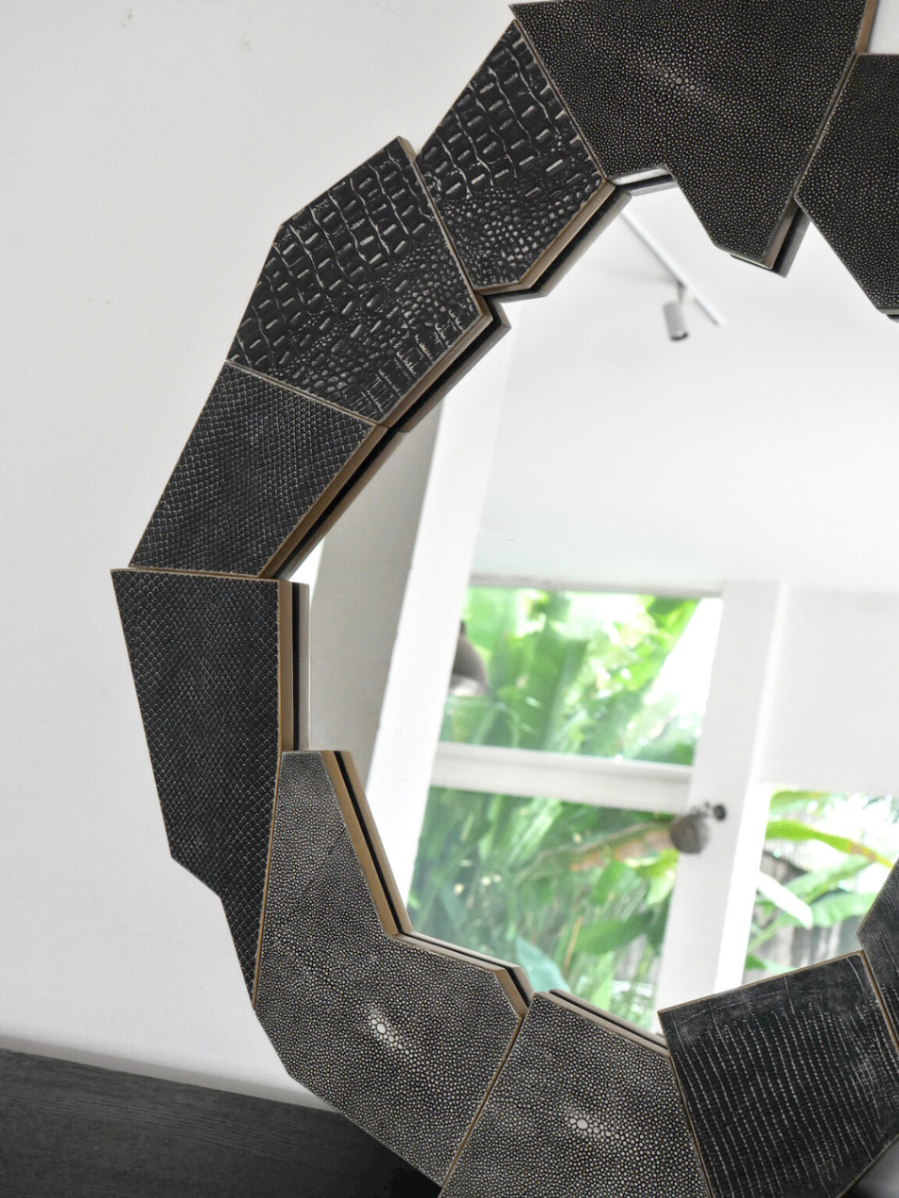 Mirror 40