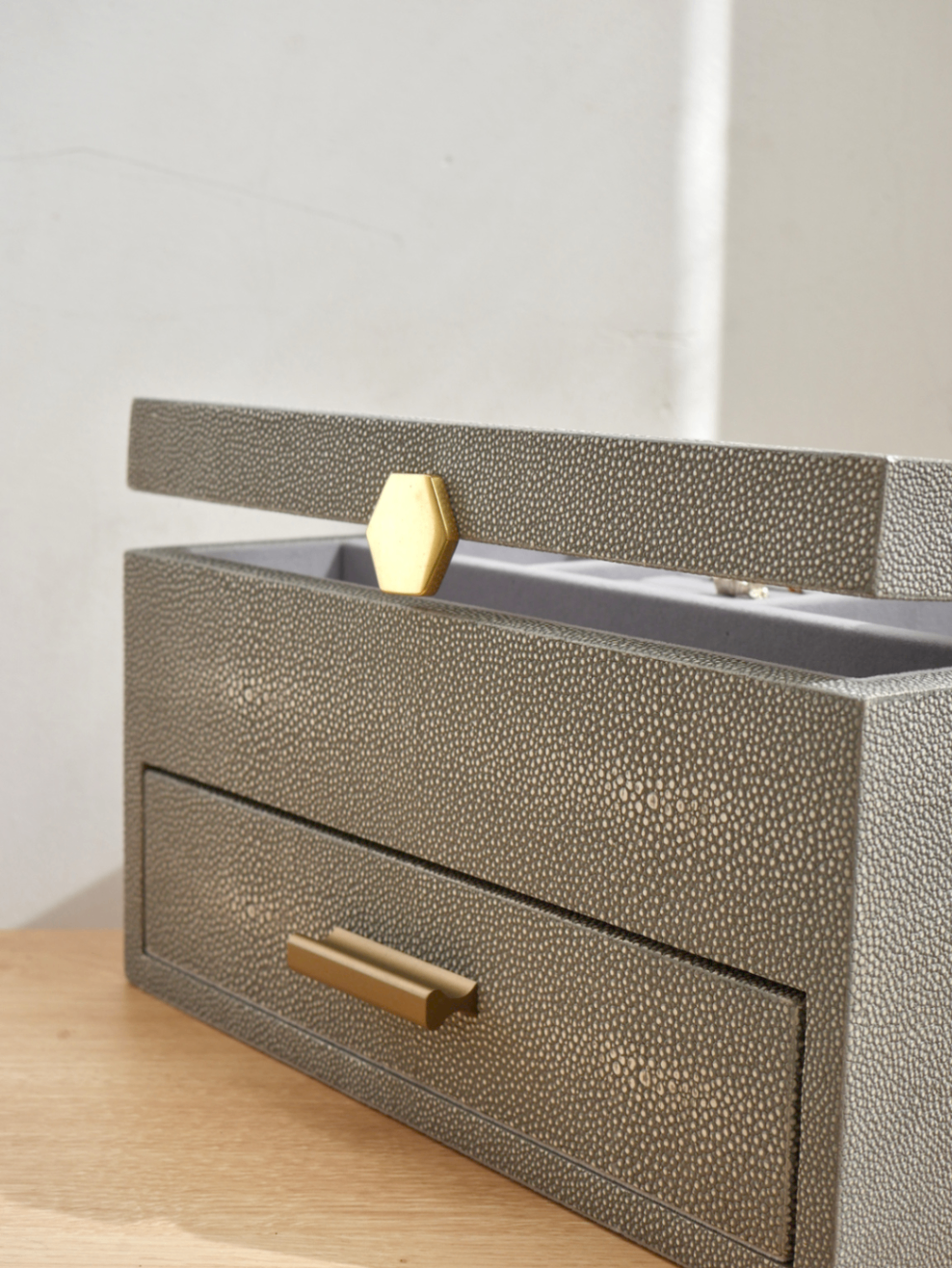 Jewelry box 9