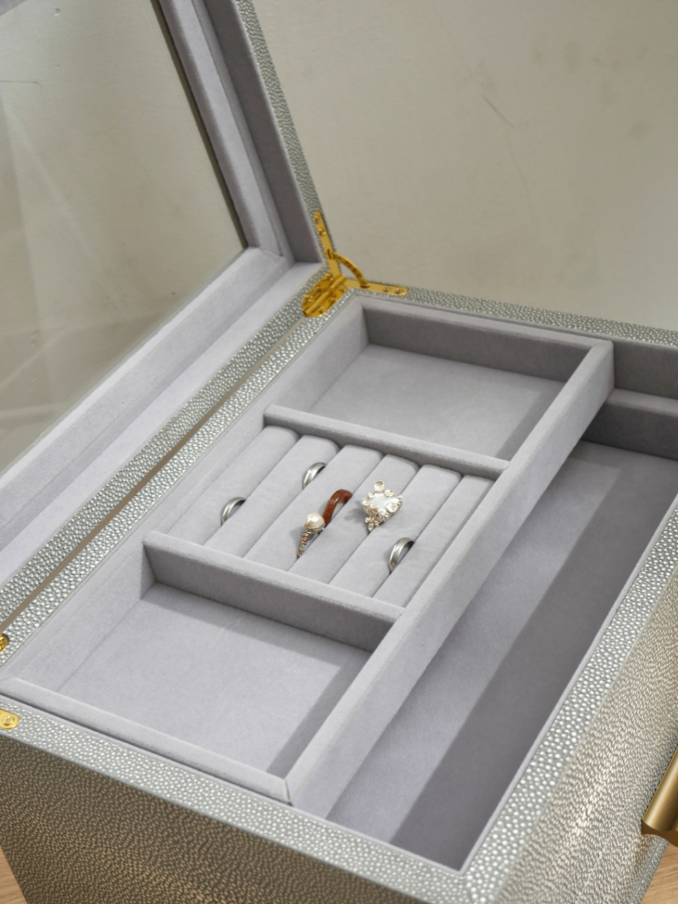 Jewelry box 9