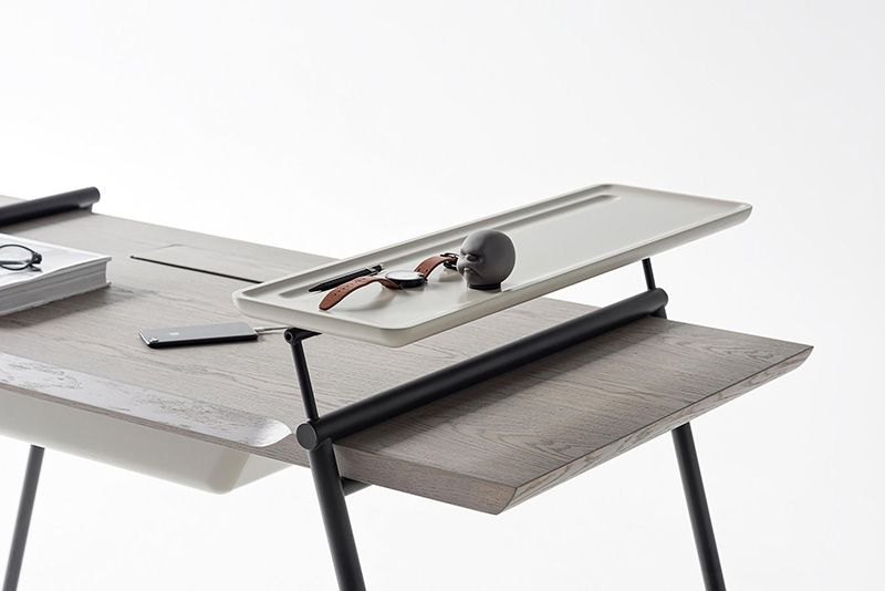 Desk 34