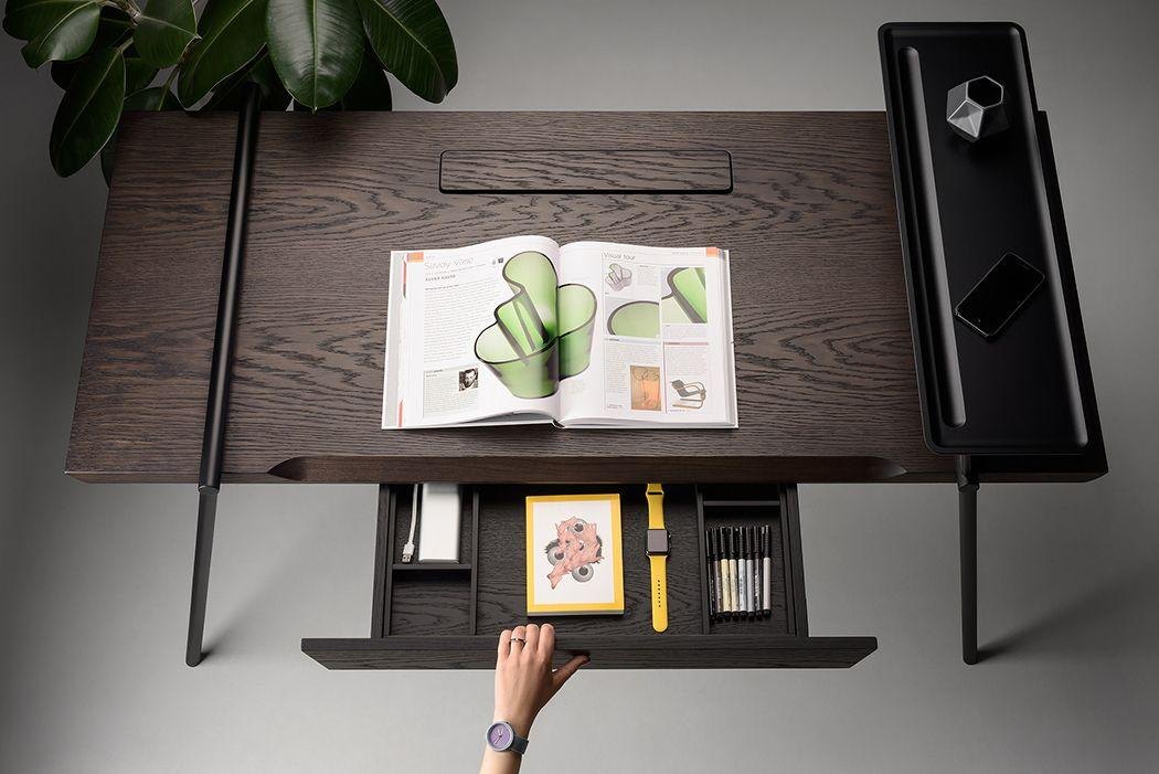 Desk 34