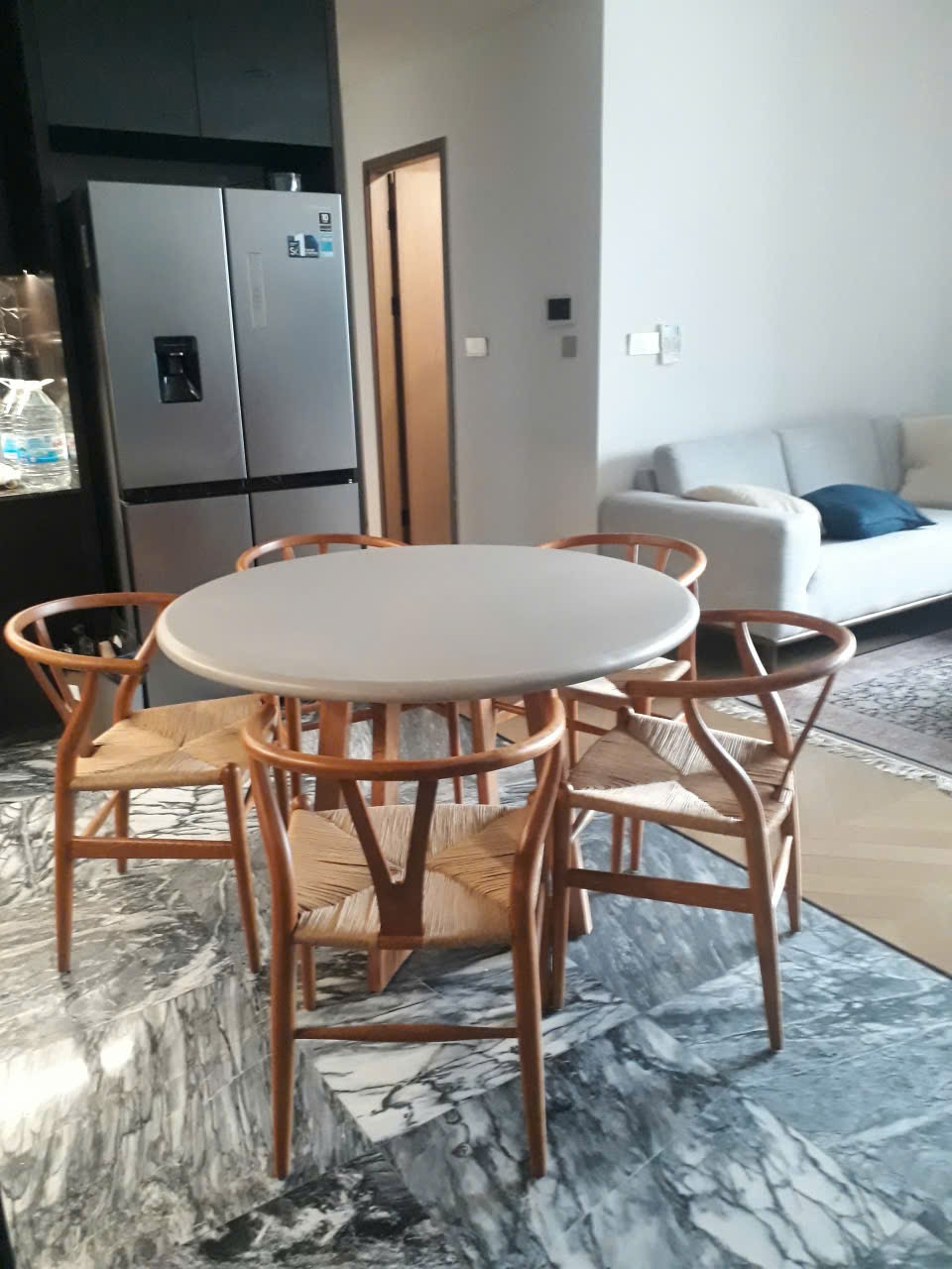 Dining Table 68