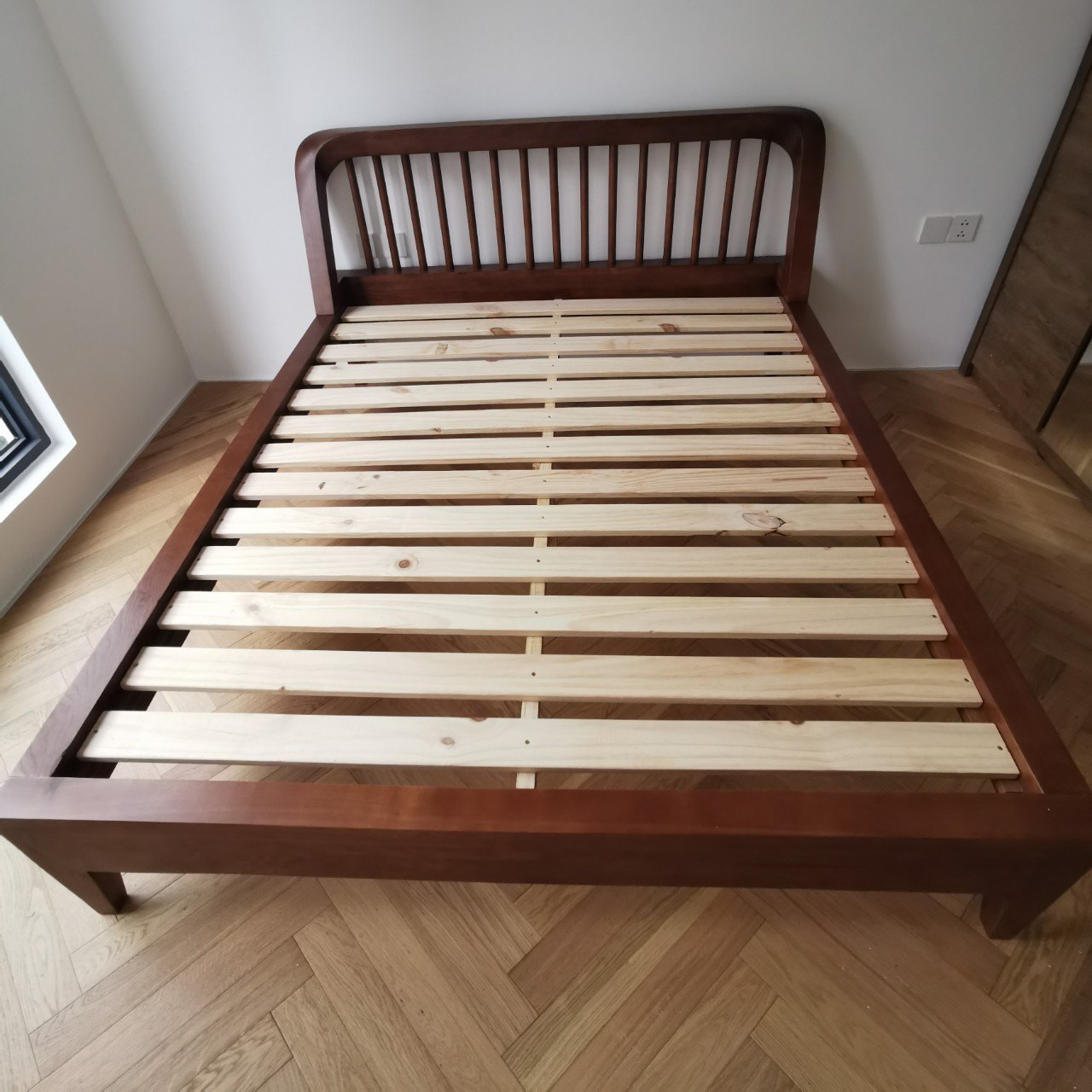 King Bed 33