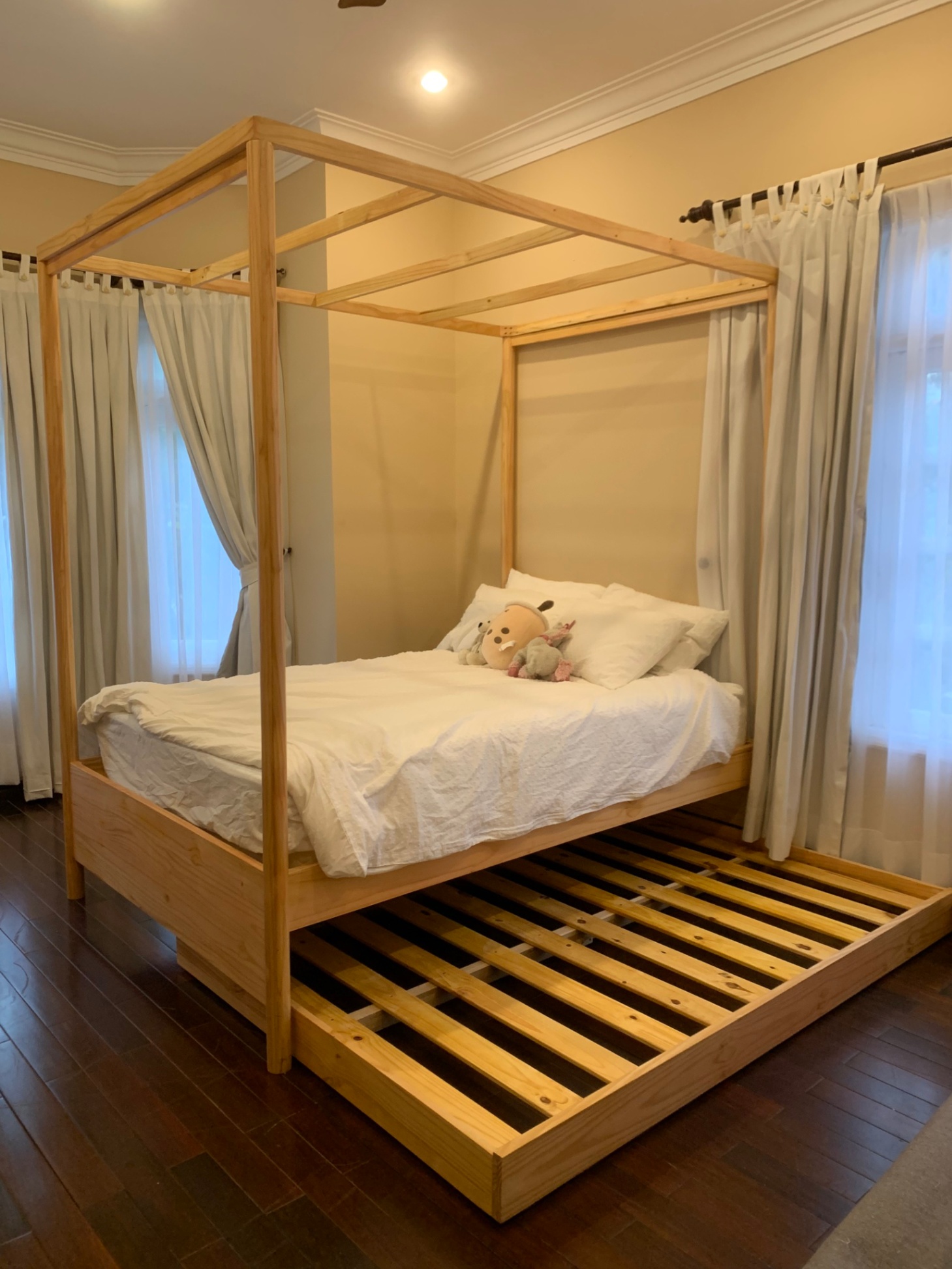 KIng Bed 32