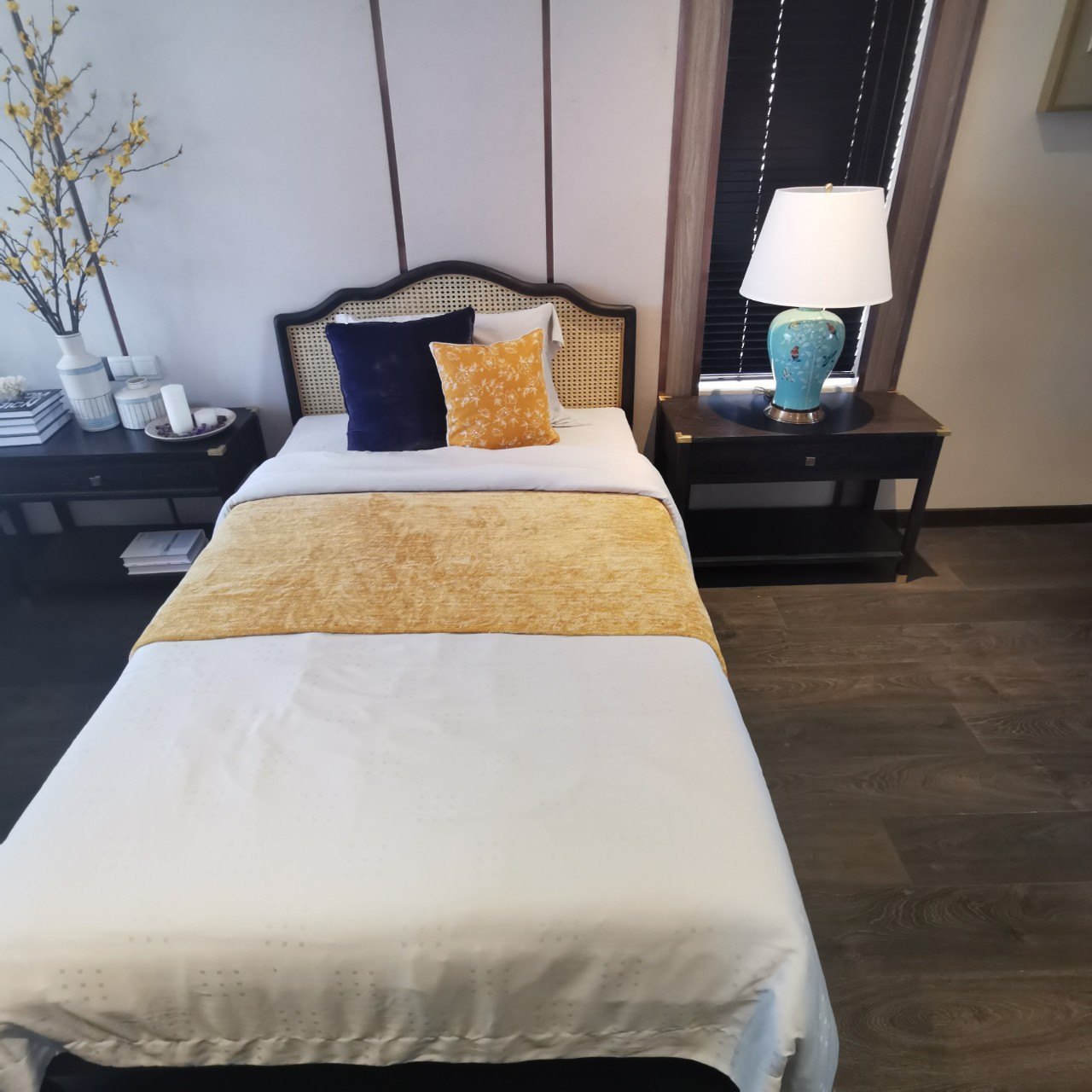 Single Bed 7