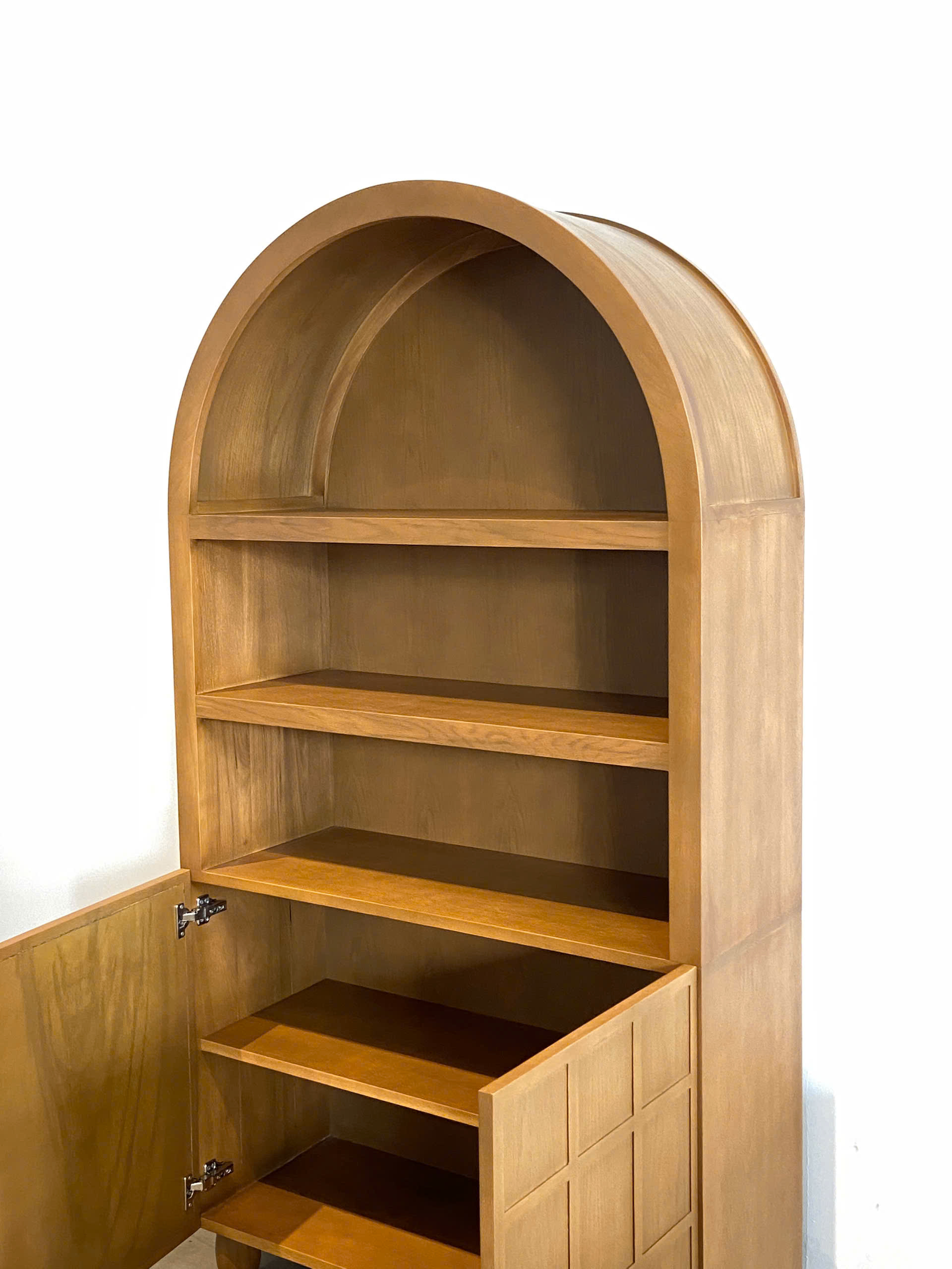 Cabinet 21