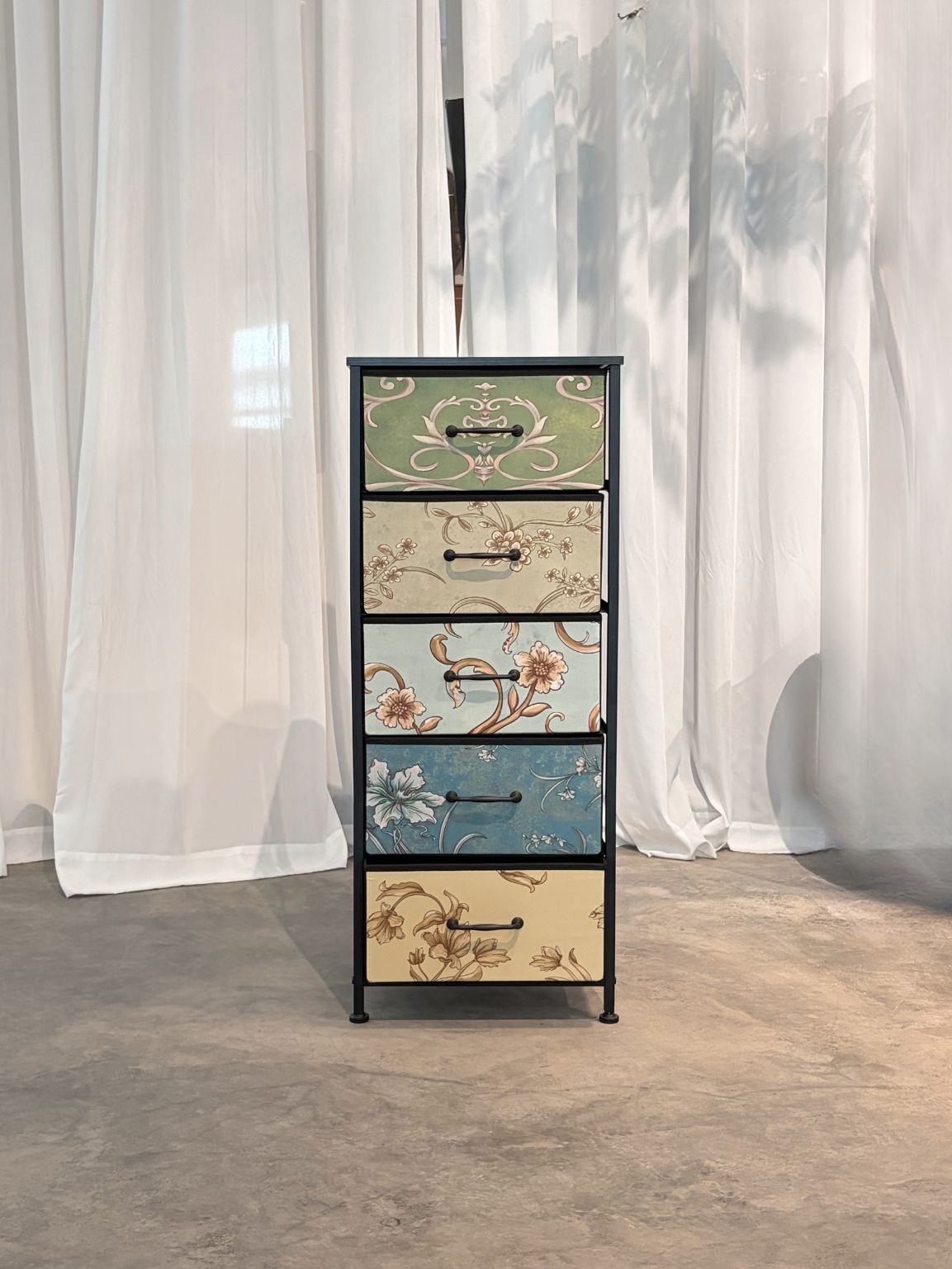 Cabinet 23