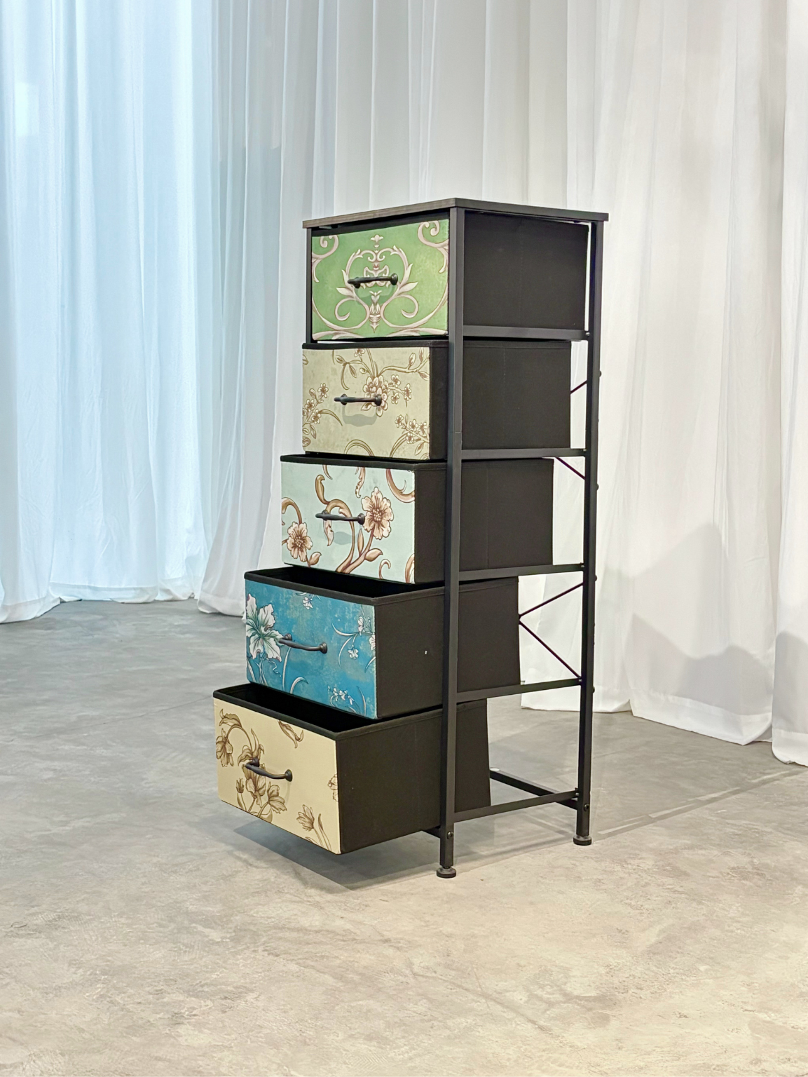 Cabinet 23