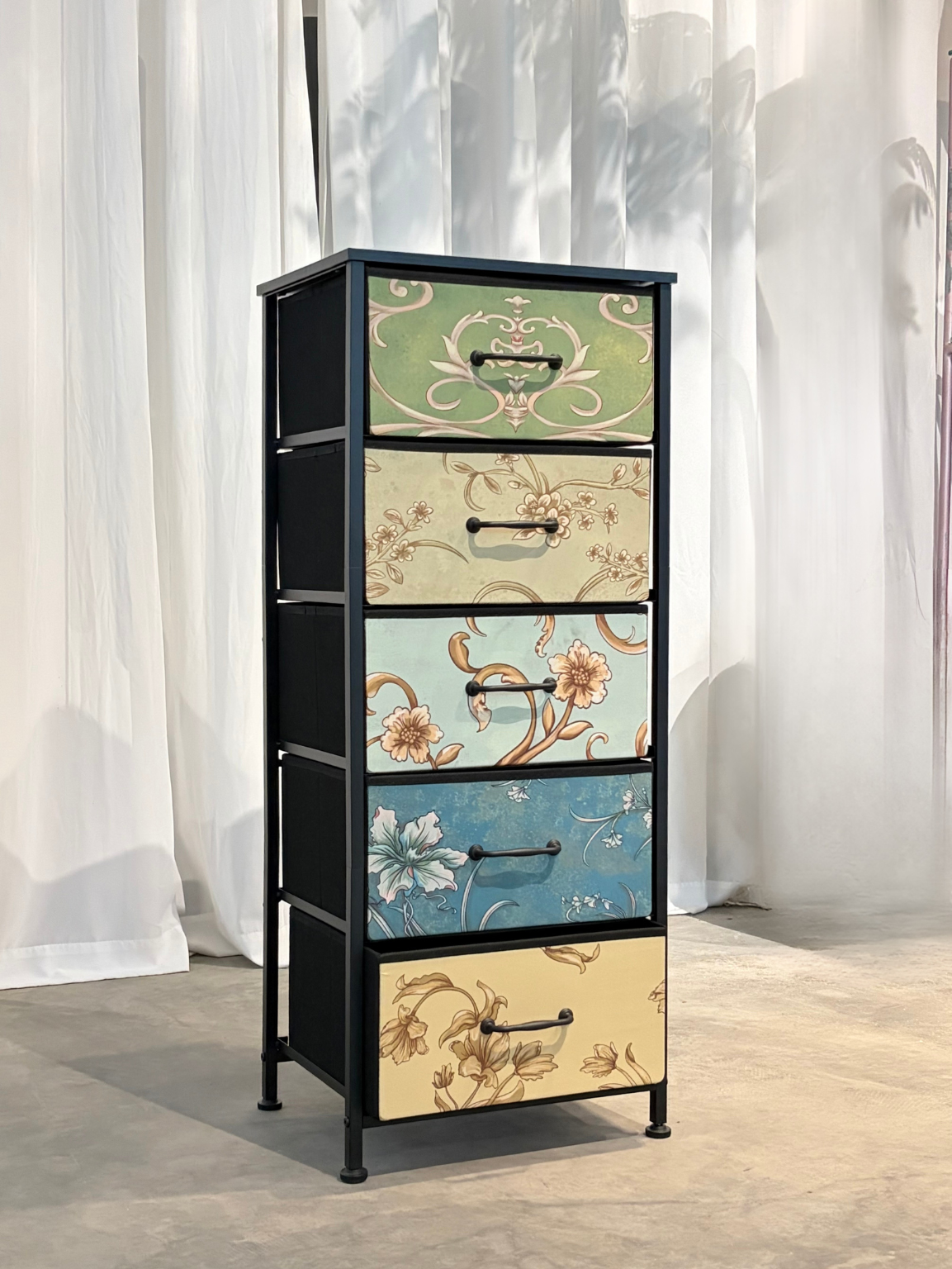 Cabinet 23