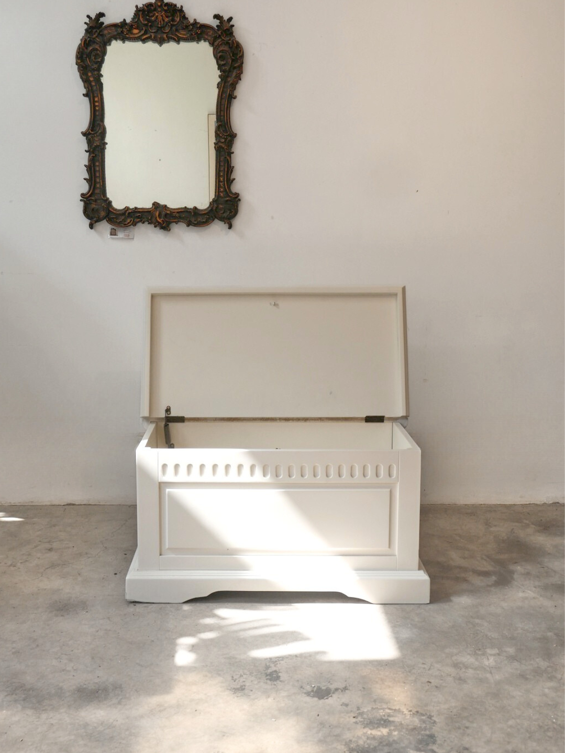 Coffee Table 159 with folding top and 2 drawers