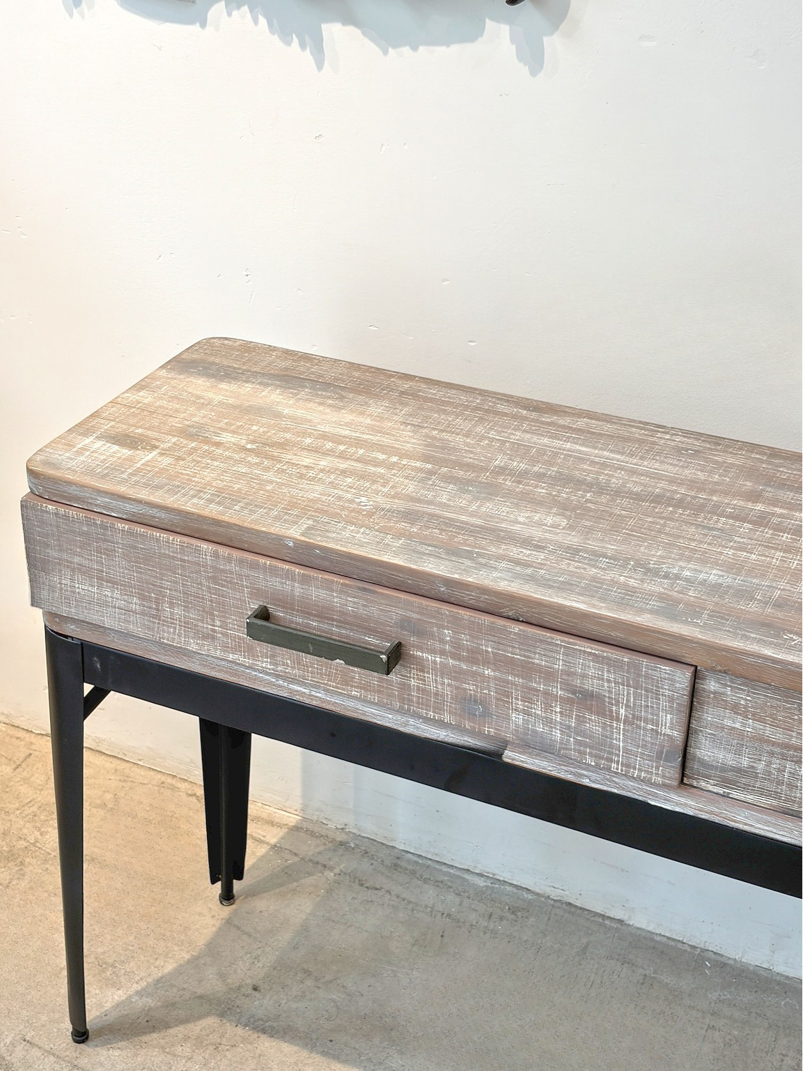 Console Table 38
