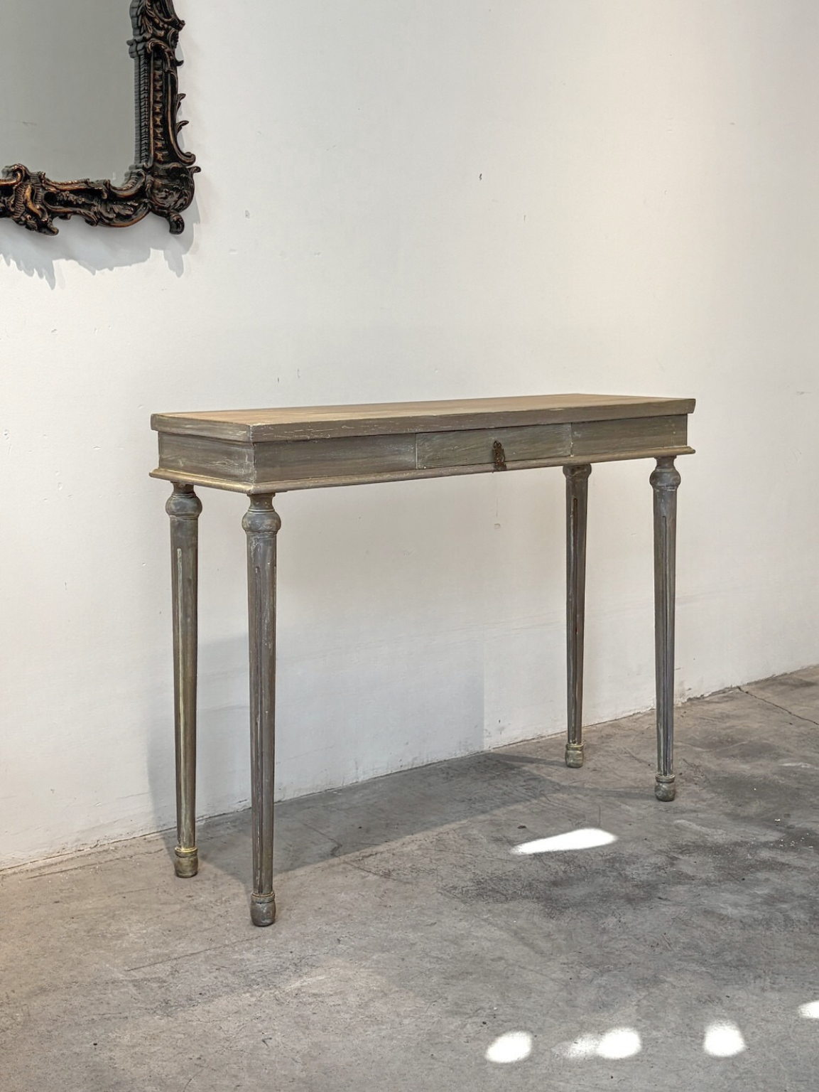 Console Table 39
