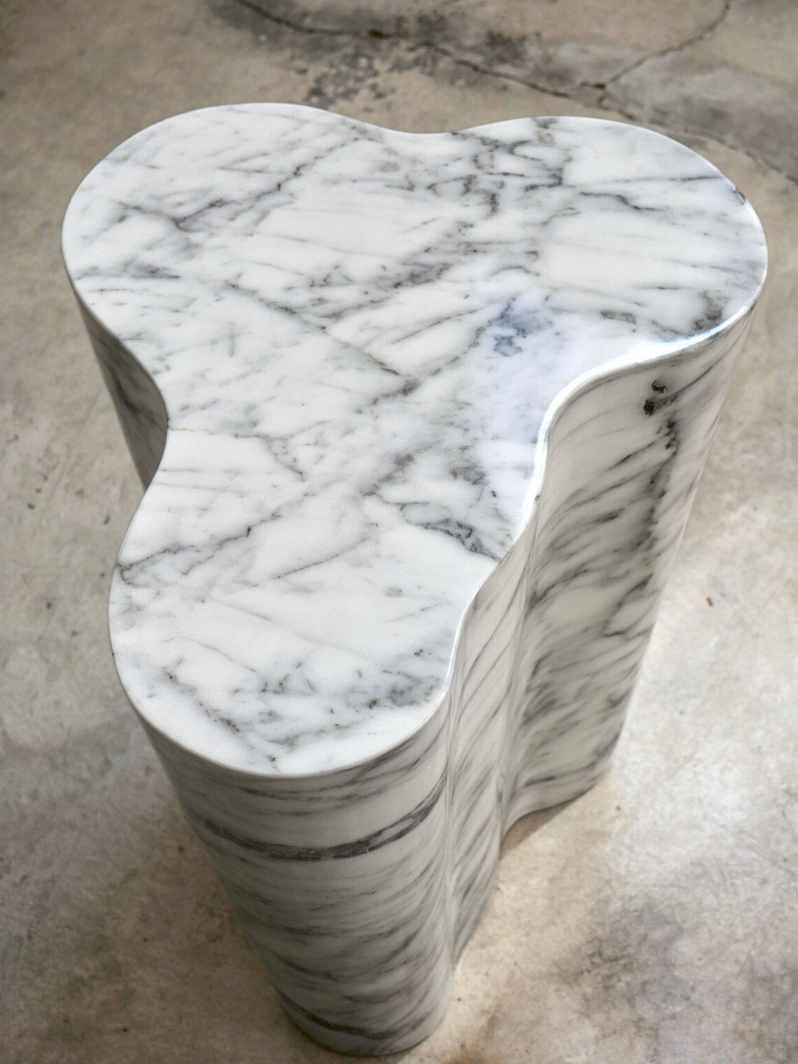 Corner Table 13