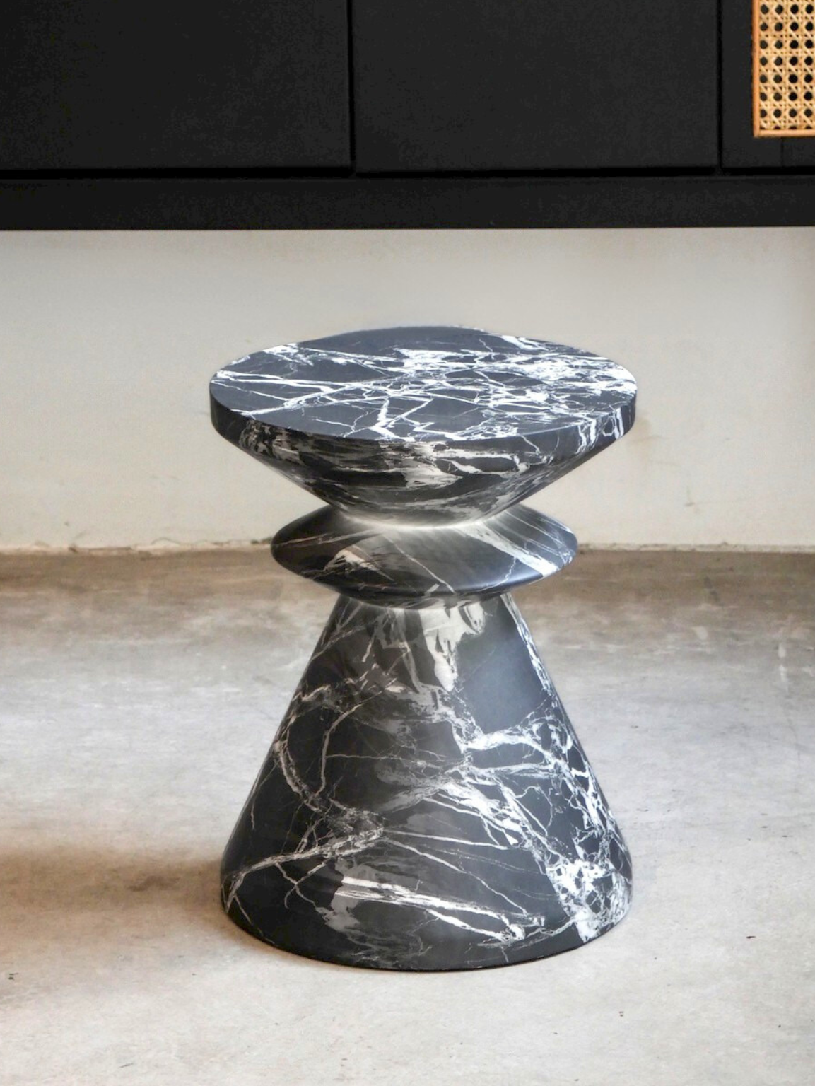 Corner Table 35