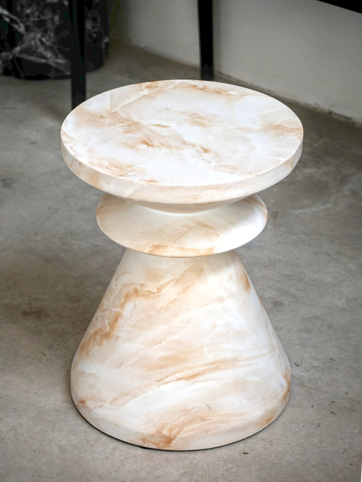 Corner Table 38