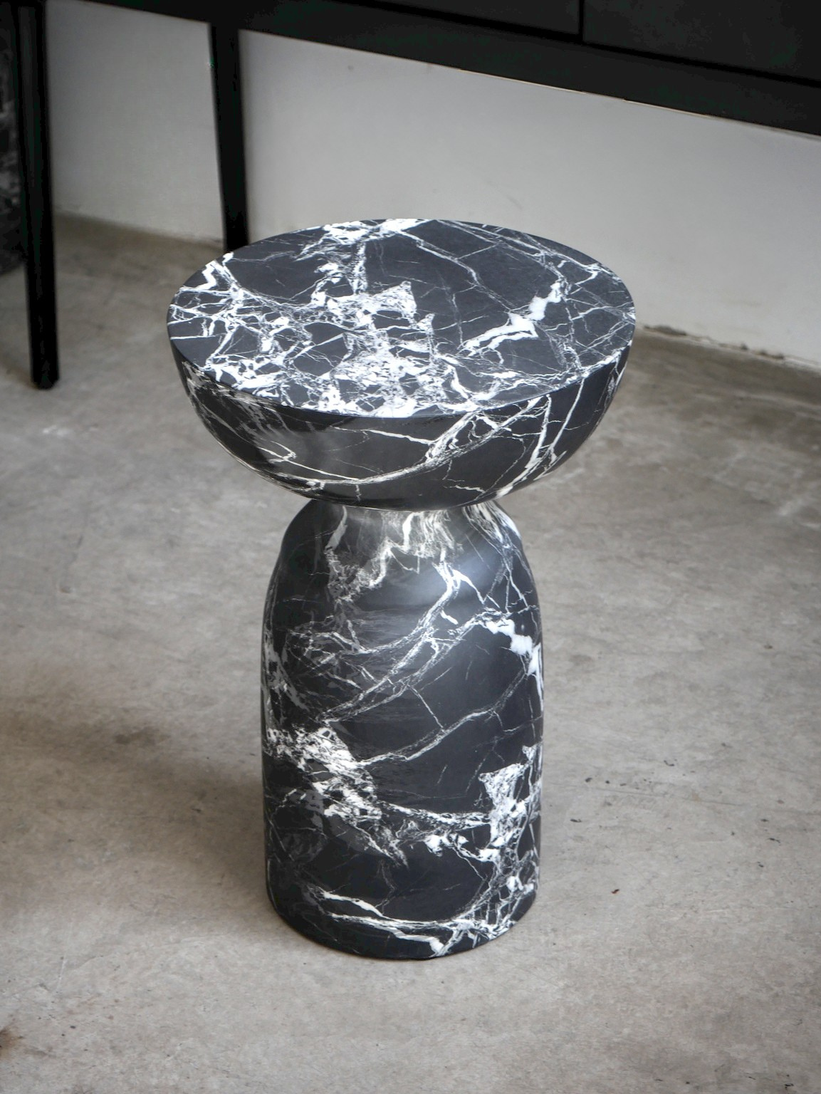 Corner Table 40