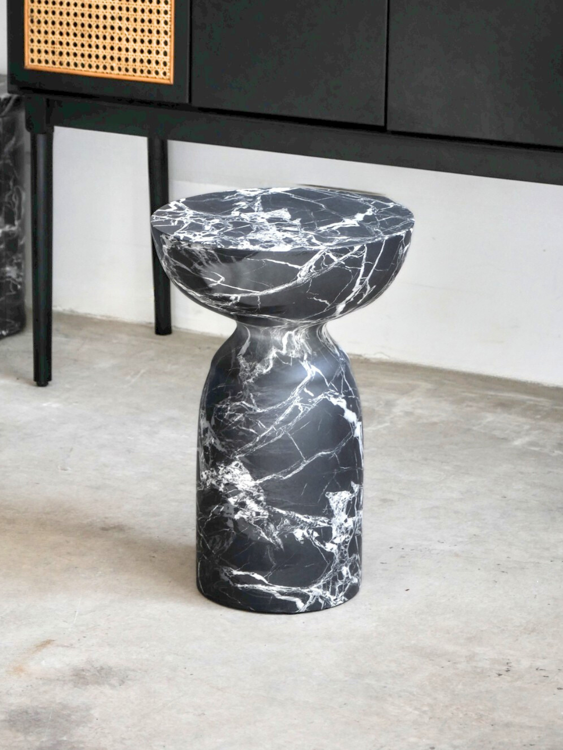 Corner Table 40