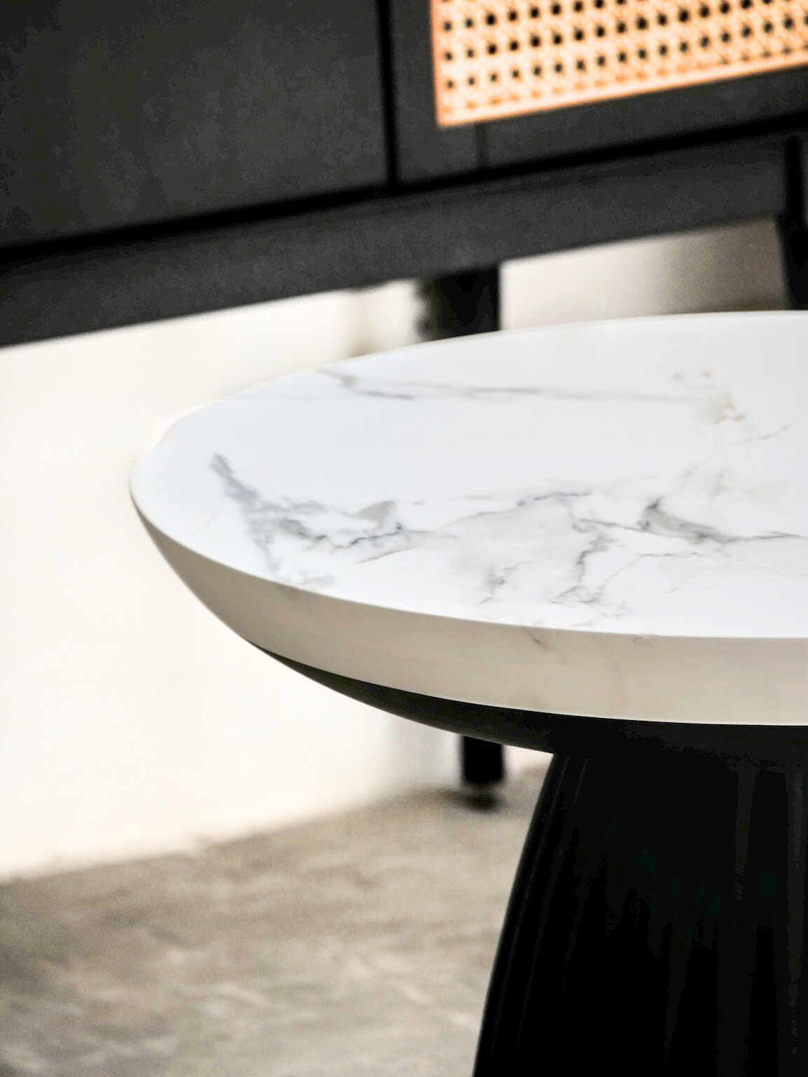 Corner Table 42