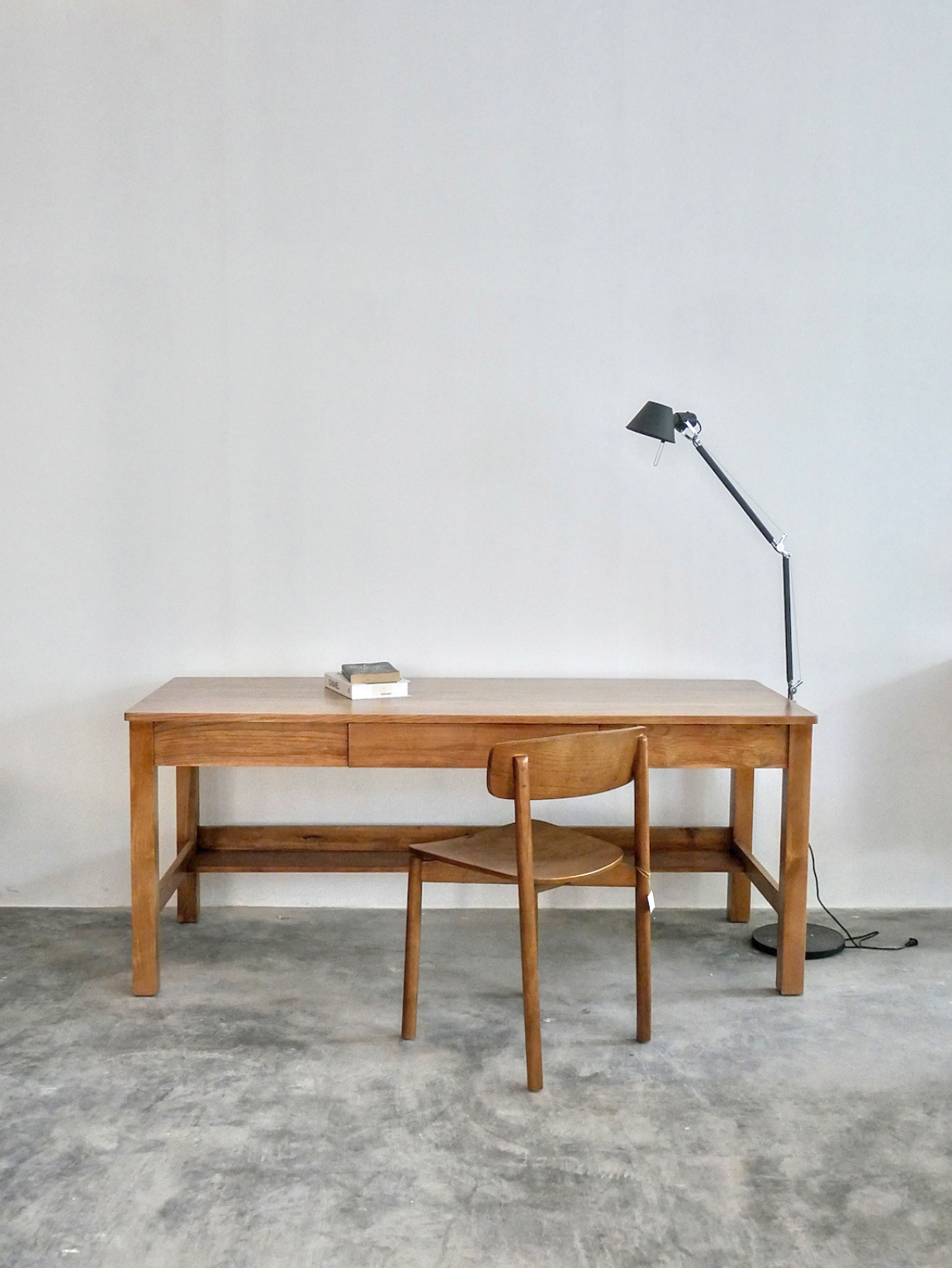 Desk 38