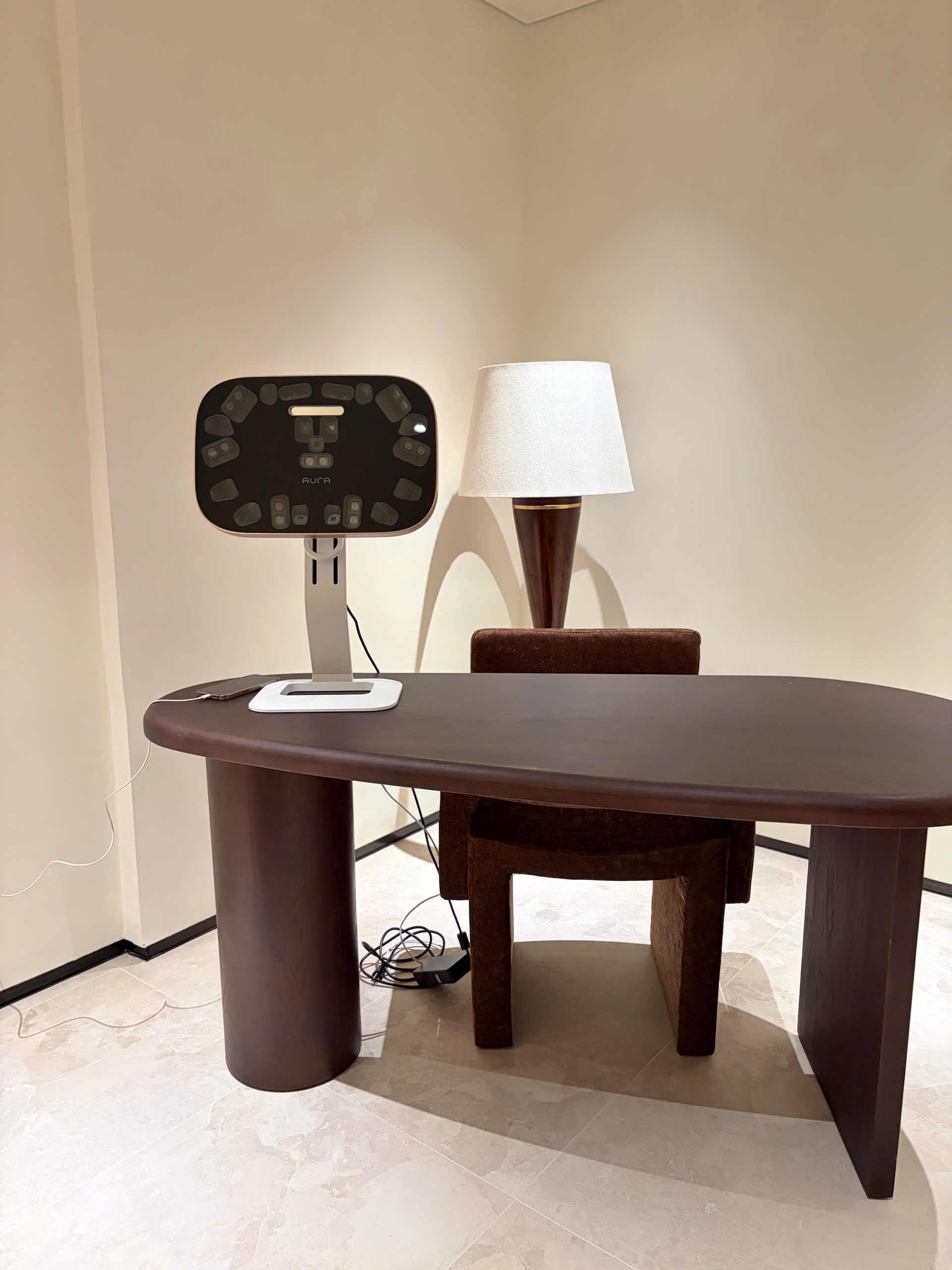 Desk 40