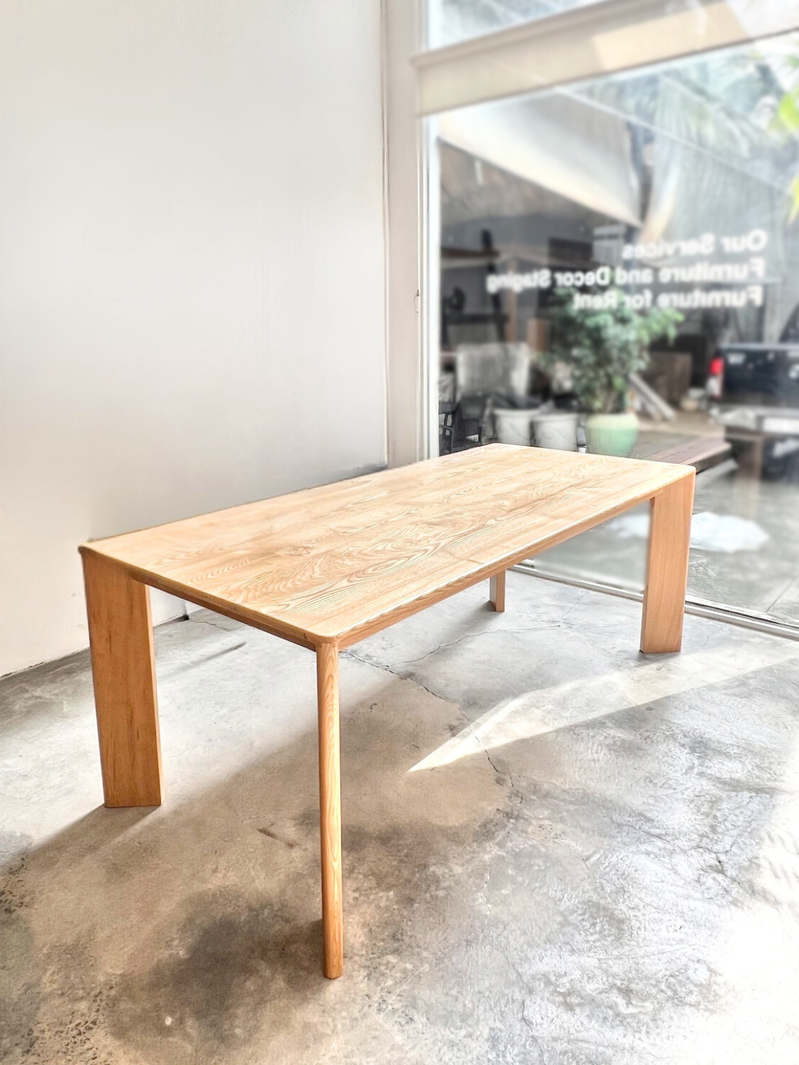 Dining Table 122