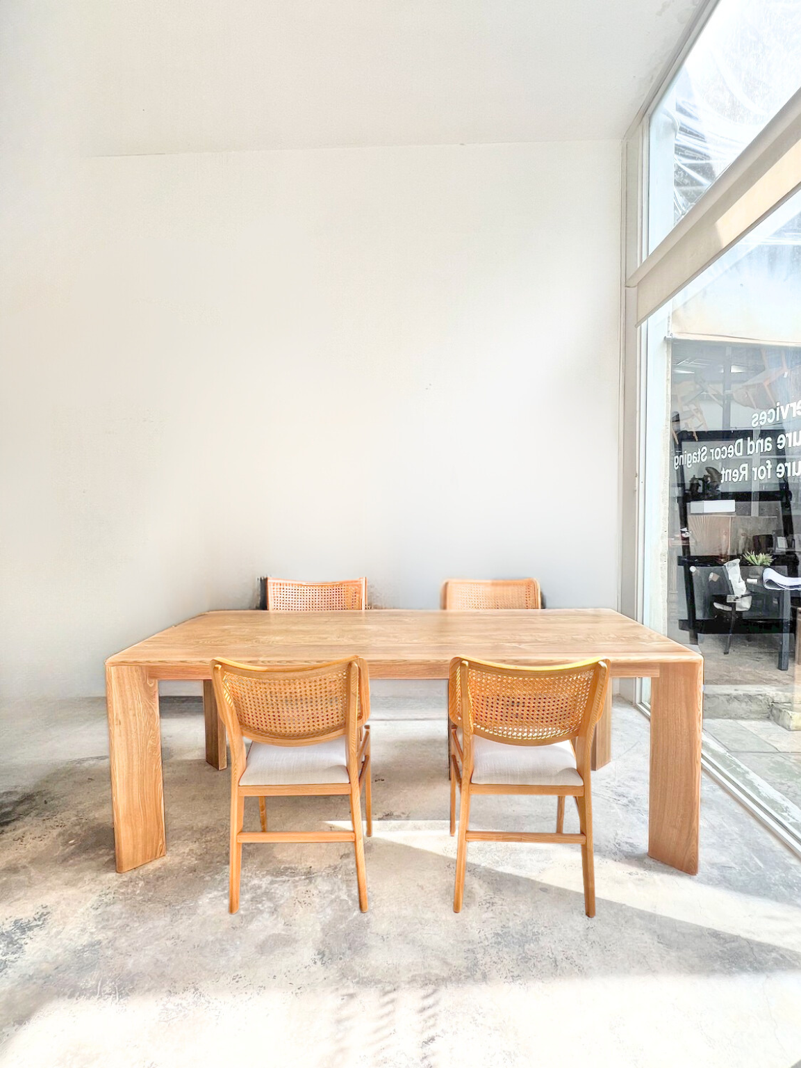 Dining Table 122